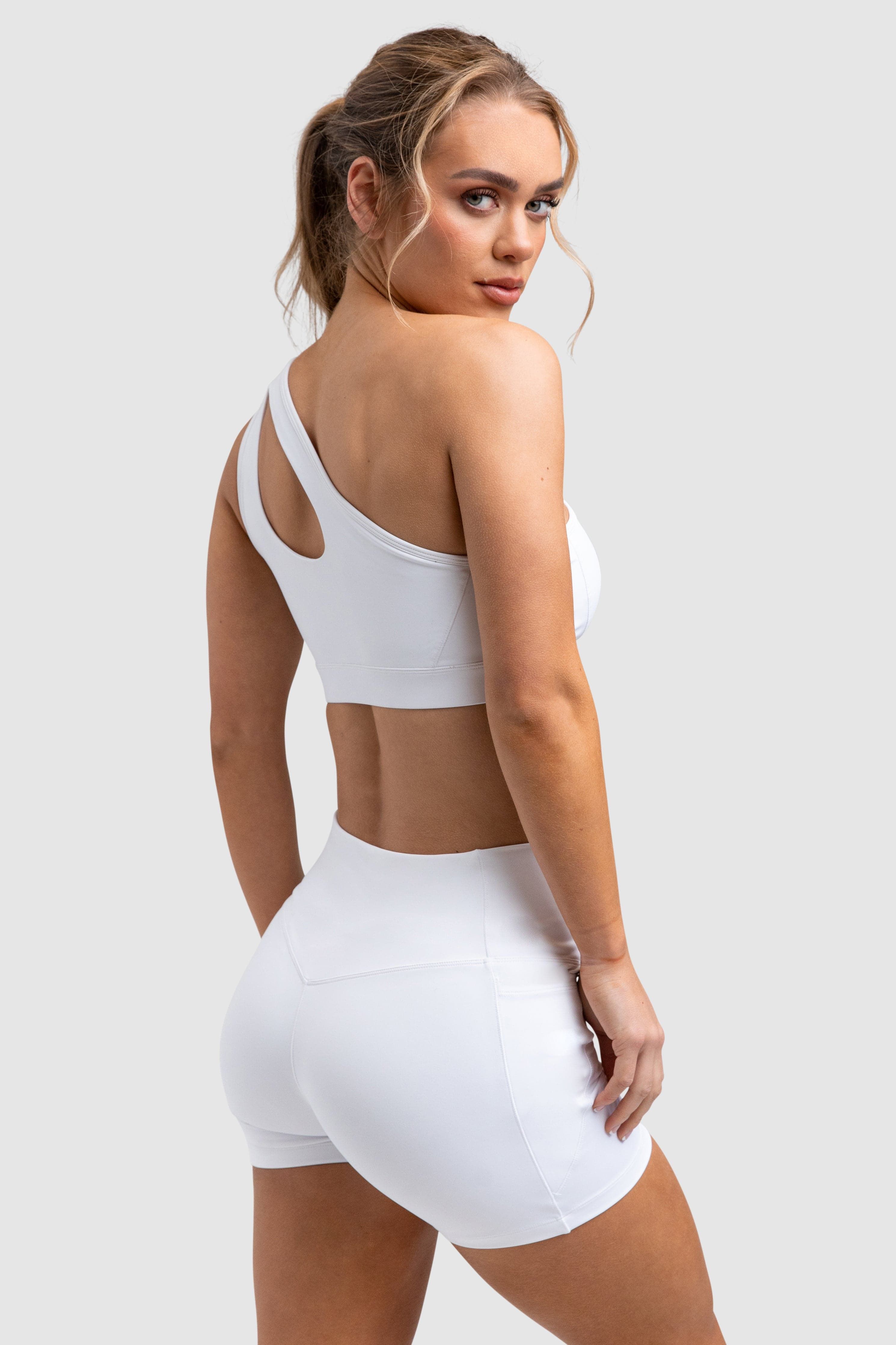 Desire Crop - White sold by DOYOUEVEN product image thumbnail 2
