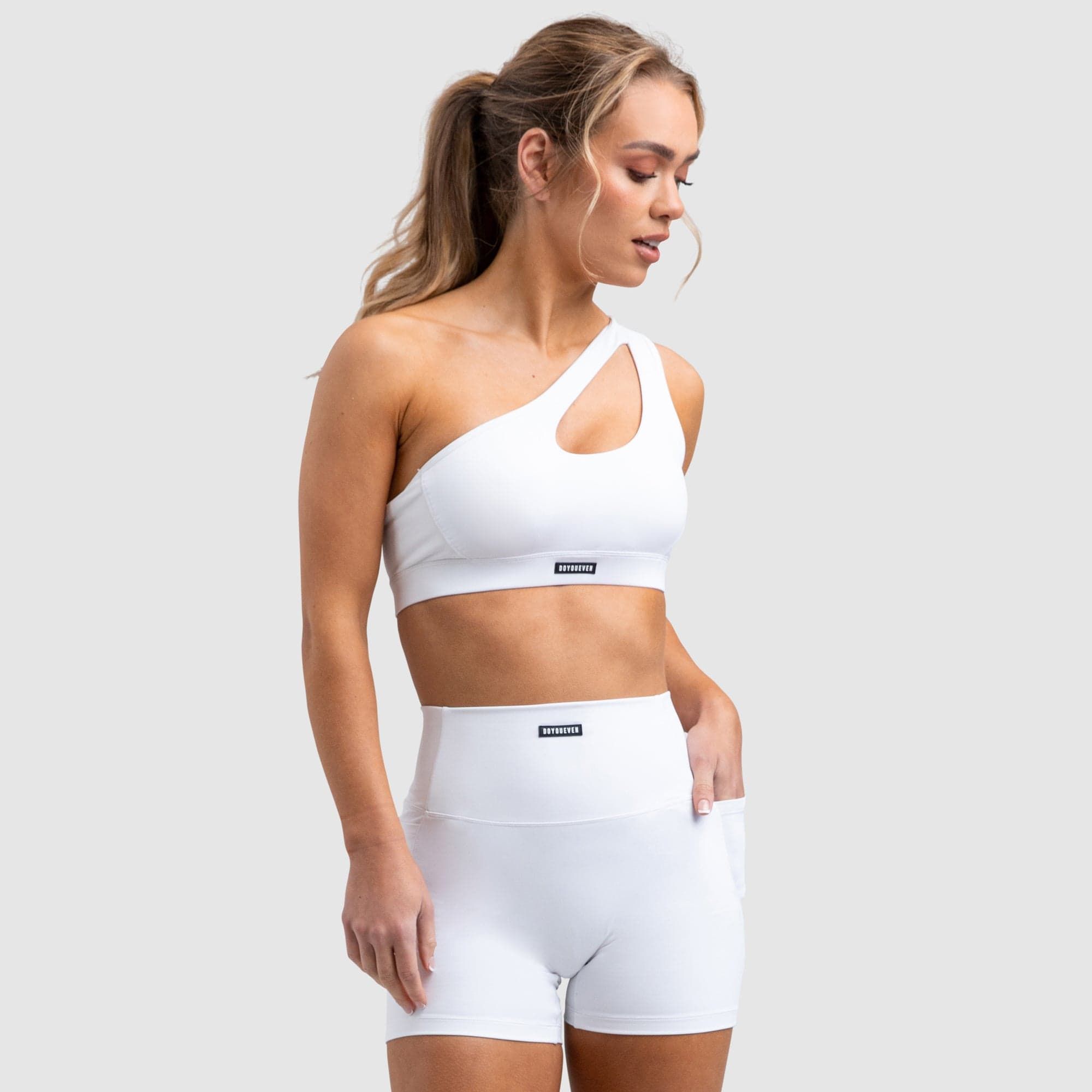 Desire Crop - White sold by DOYOUEVEN