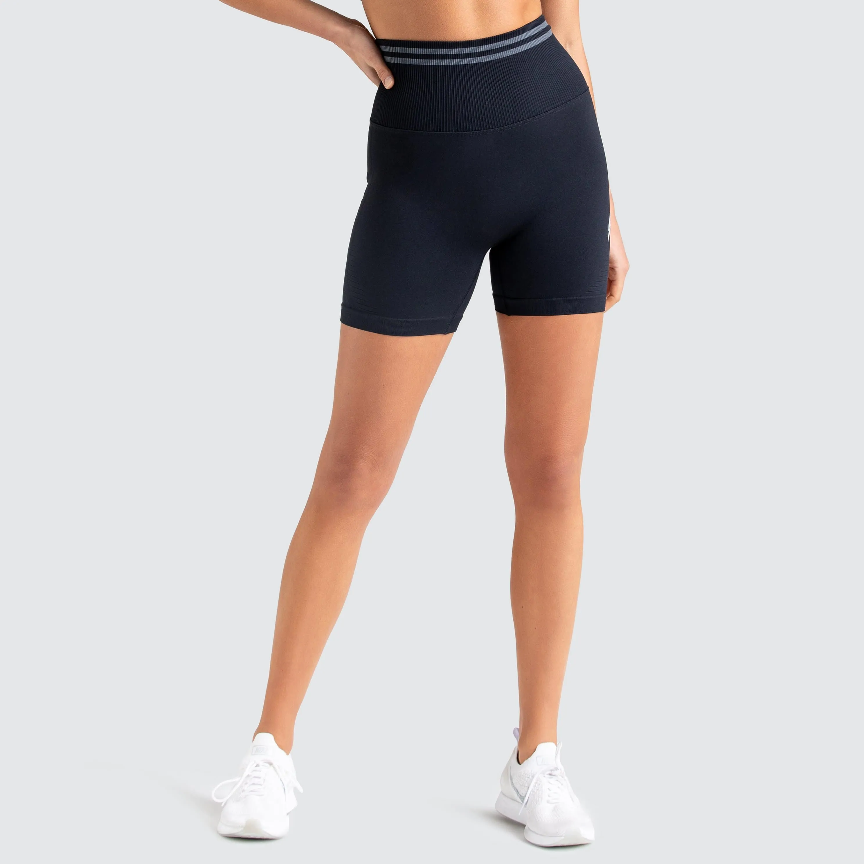 DYE Scrunch Seamless Shorts - Jet Black sold by DOYOUEVEN