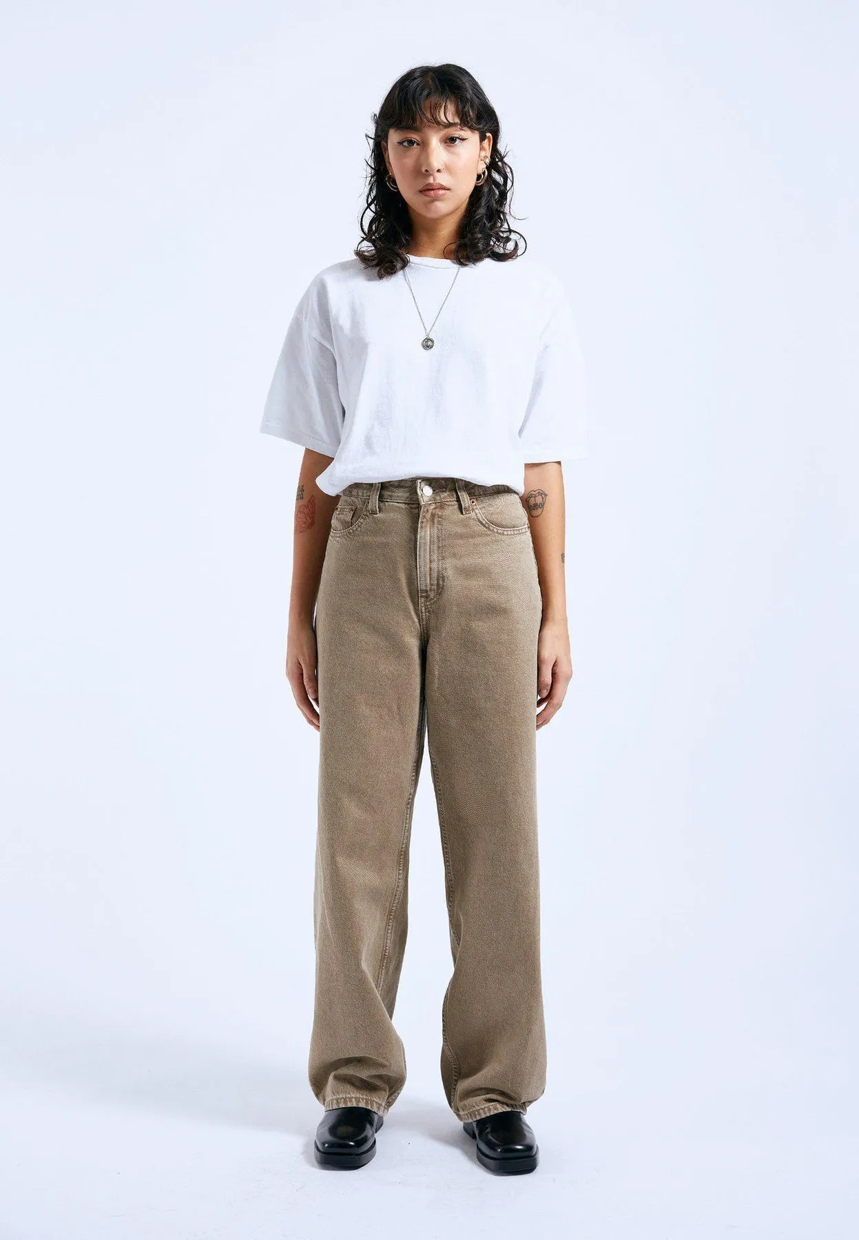 Donna - Washed Oak sold by Dr. Denim product image thumbnail 3