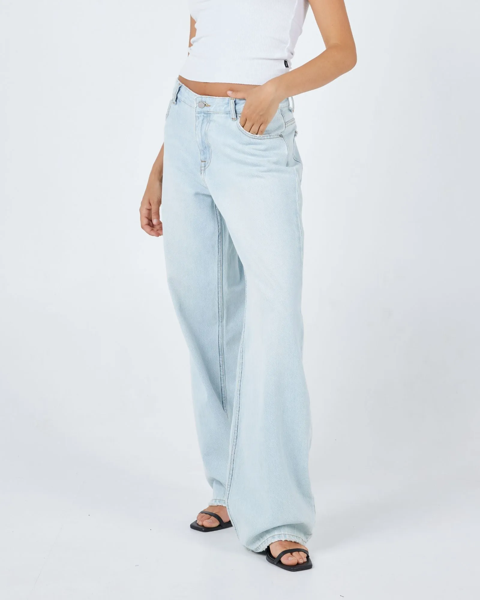 Hill - Canyon Pale Worn sold by Dr. Denim product image thumbnail 5