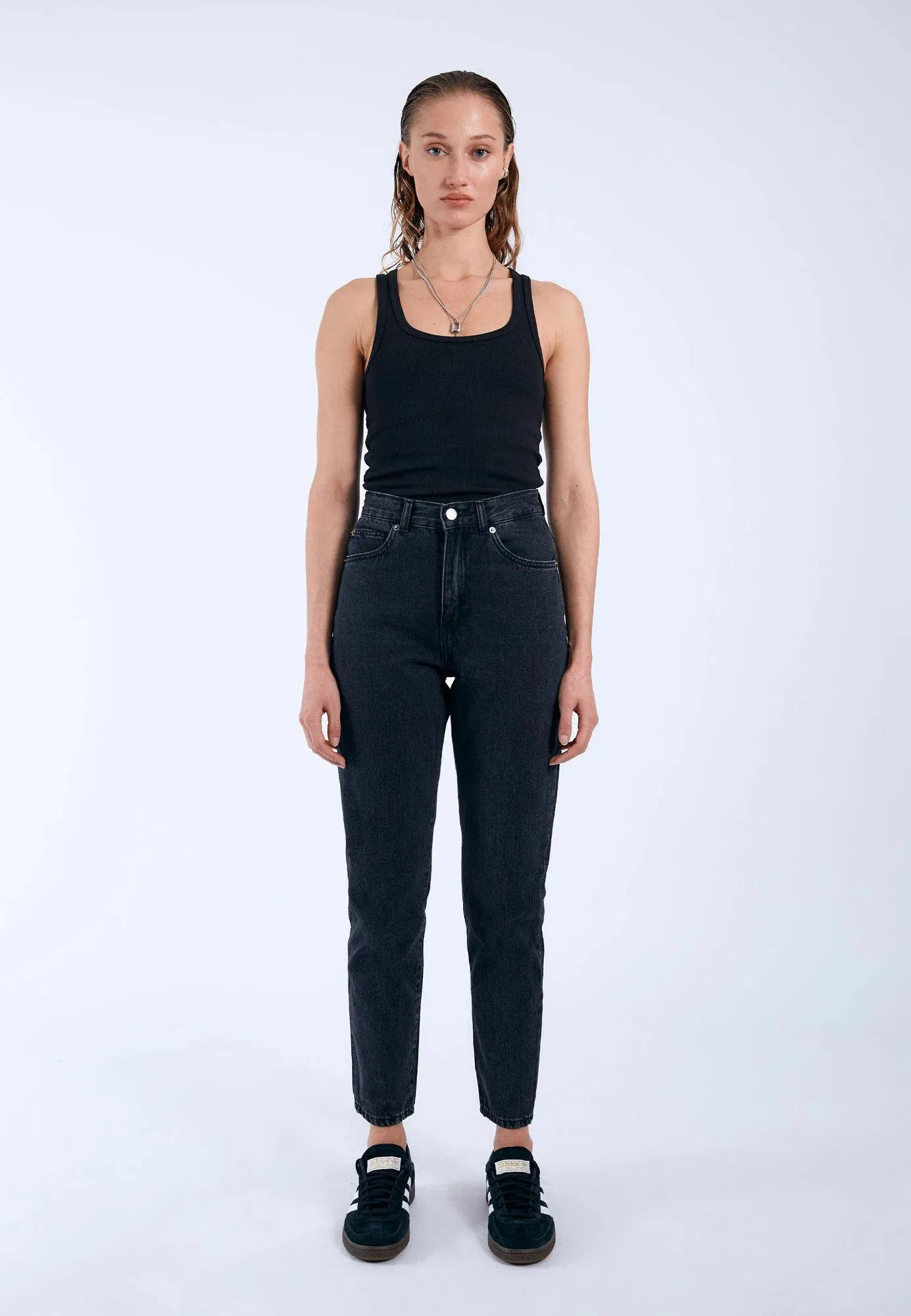Nora High Cropped - Retro Black sold by Dr. Denim product image thumbnail 2