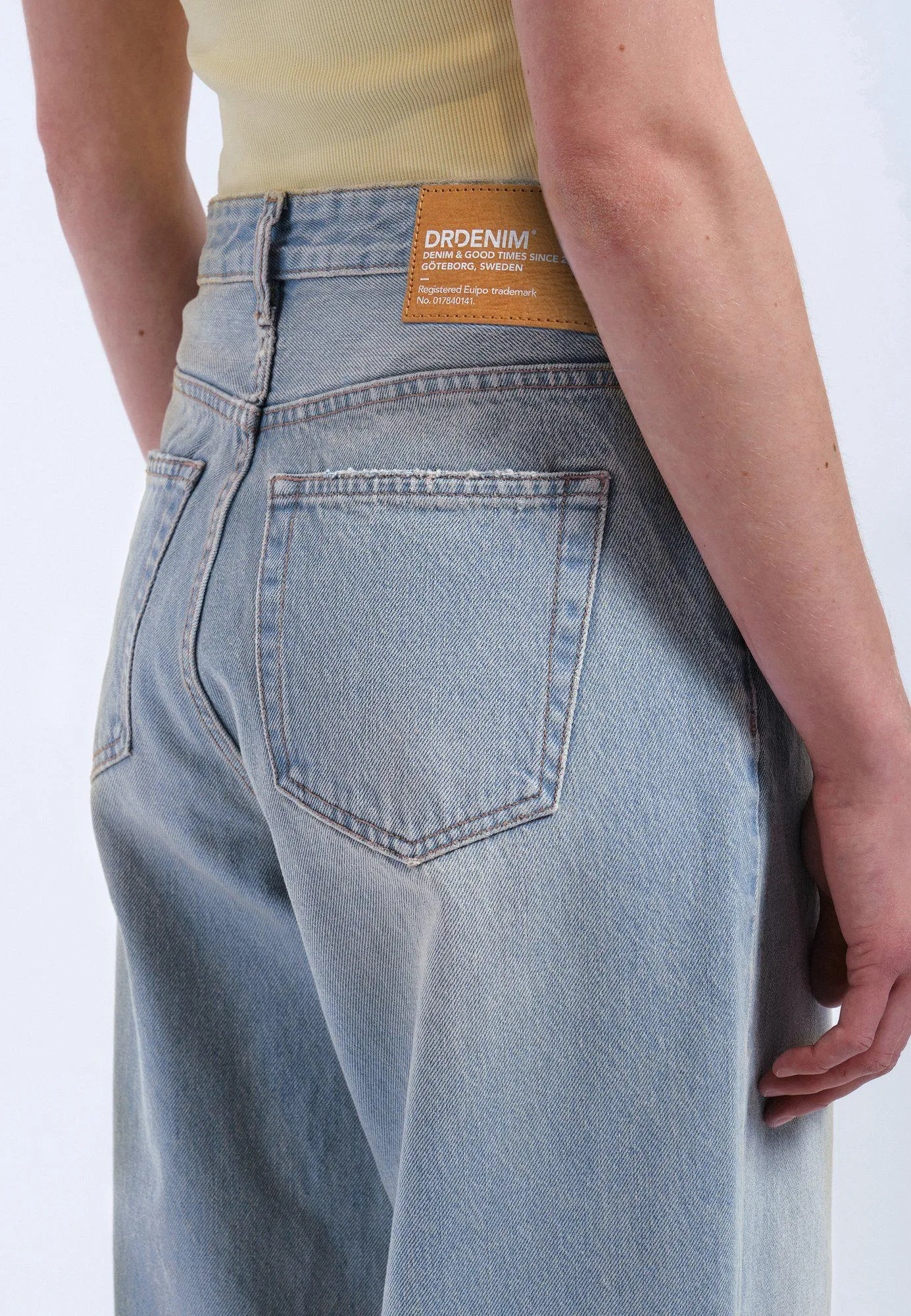 Donna - Canyon Light Vintage sold by Dr. Denim product image thumbnail 2