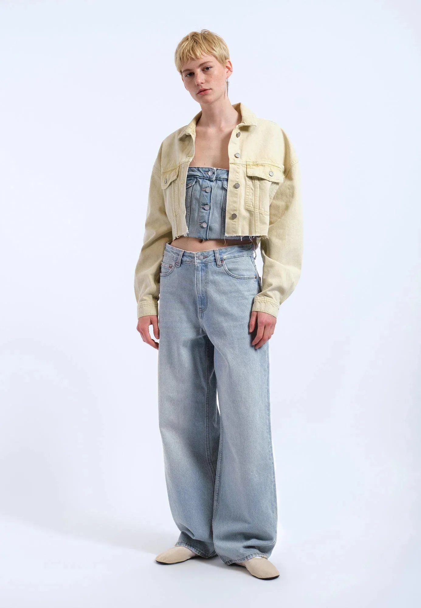 Donna - Canyon Light Vintage sold by Dr. Denim