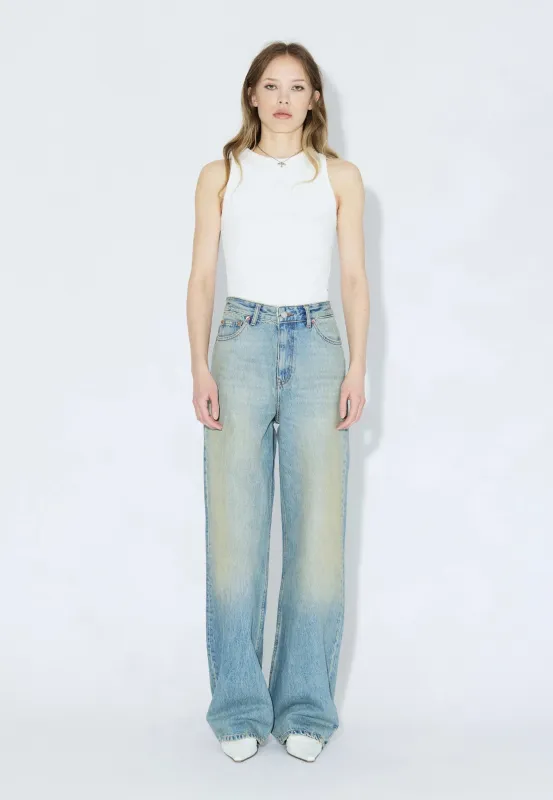 Donna High Relaxed - Stream Sky Aged made by Dr. Denim