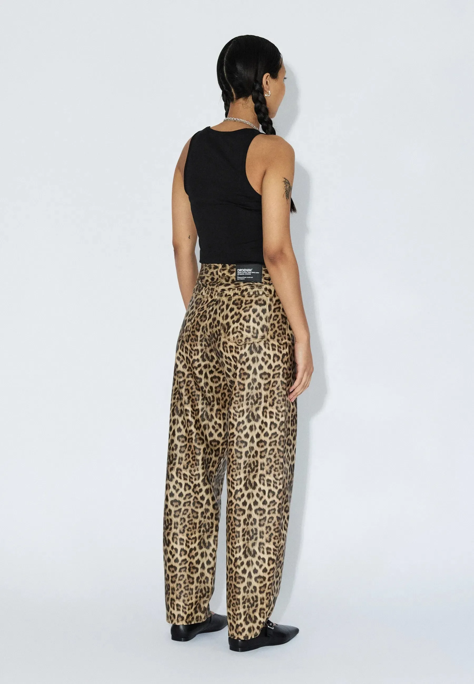 Nanci Mid Barrel - Leopard sold by Dr. Denim product image thumbnail 4