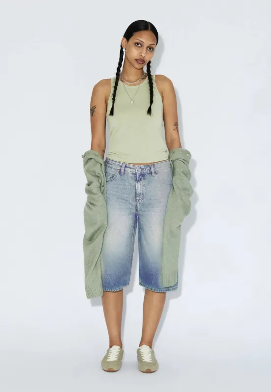 Bree Shorts - Stream Sky Aged made by Dr. Denim