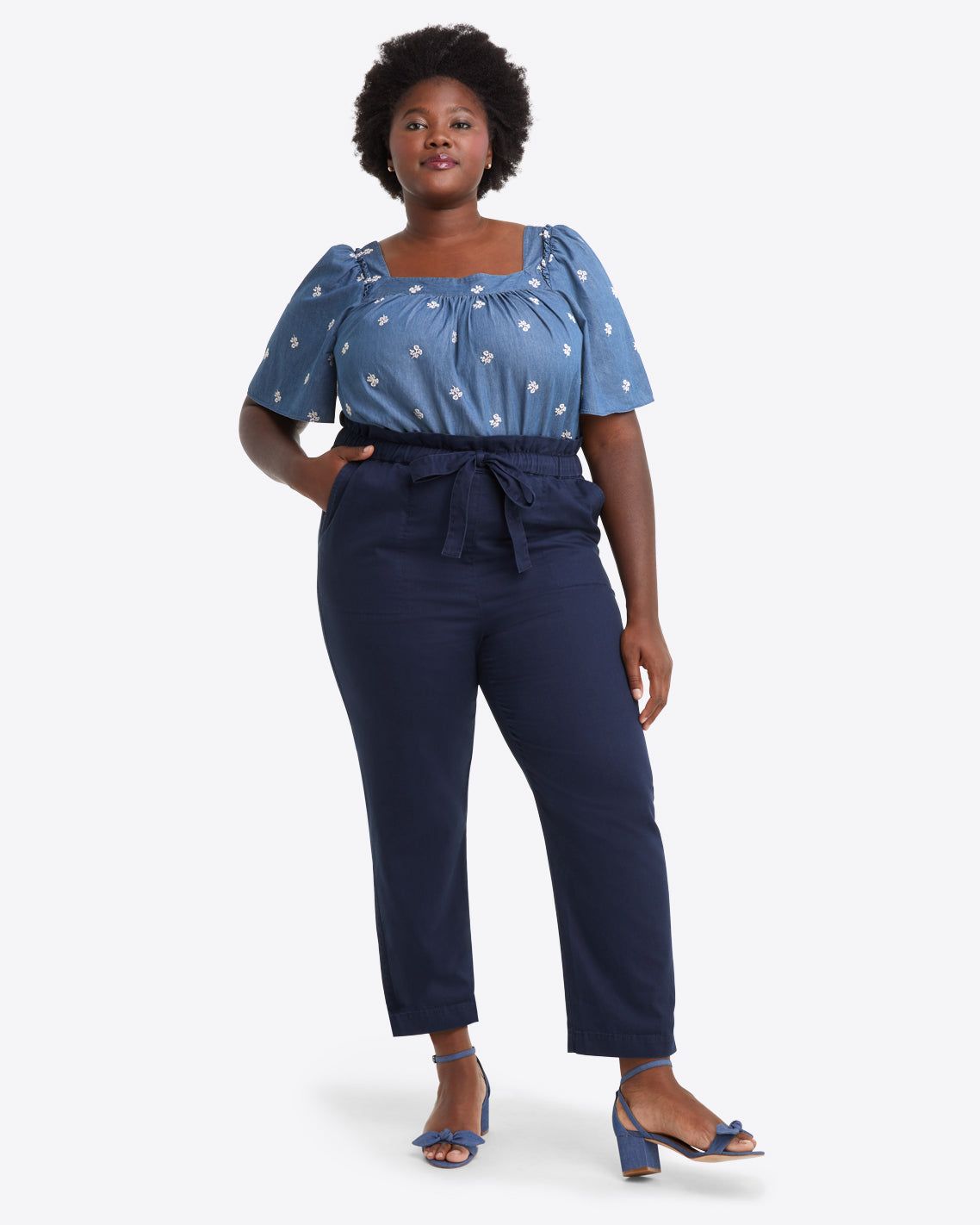 Paper Bag Pant in Washed Twill sold by Draper James product image thumbnail 5