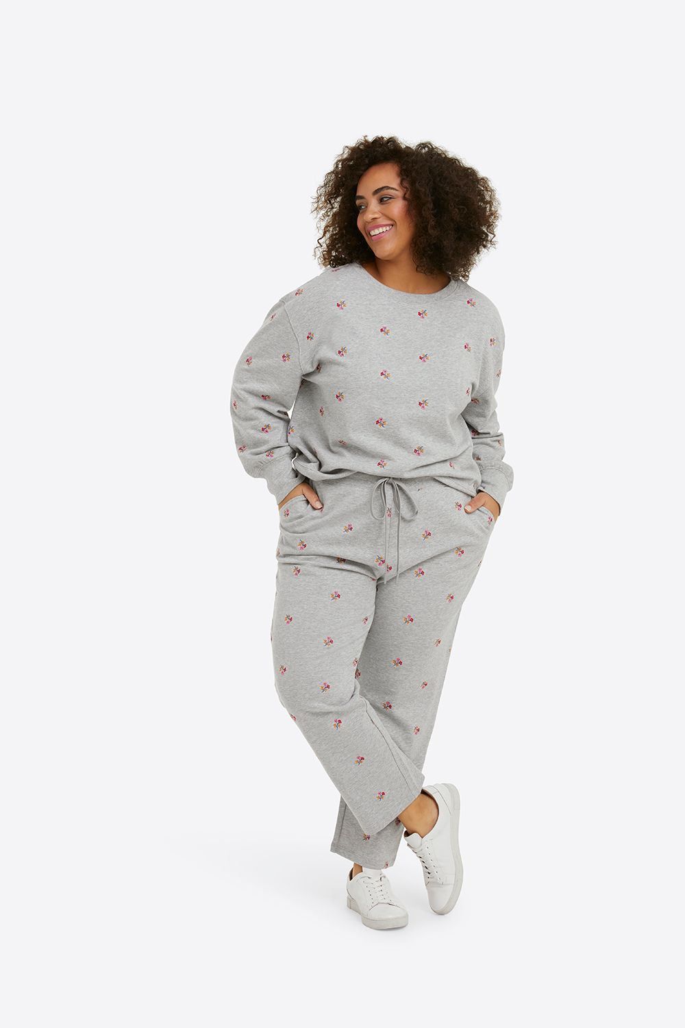 Gretchen Sweatshirt in Embroidered Viola sold by Draper James product image thumbnail 4