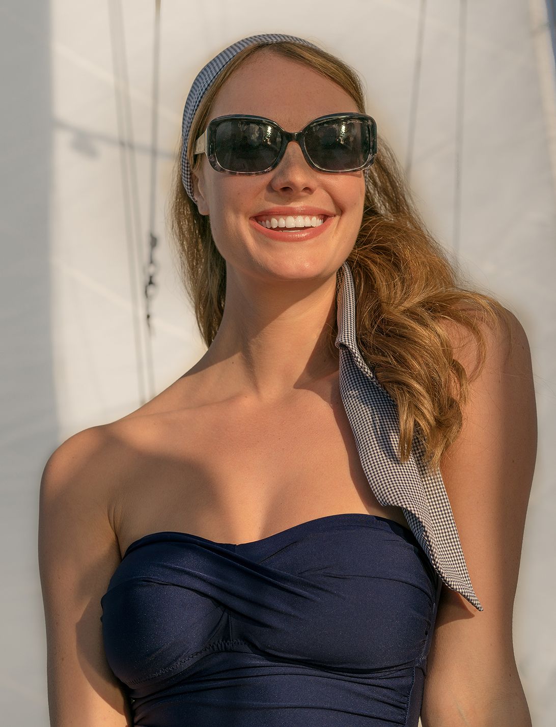 Helen Jon x Draper James Twist Bandeau One-Piece sold by Draper James product image thumbnail 2