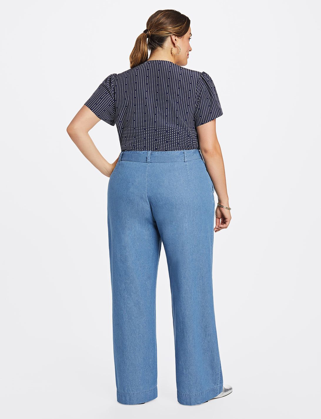 Wide Leg Chambray Pant sold by Draper James product image thumbnail 3