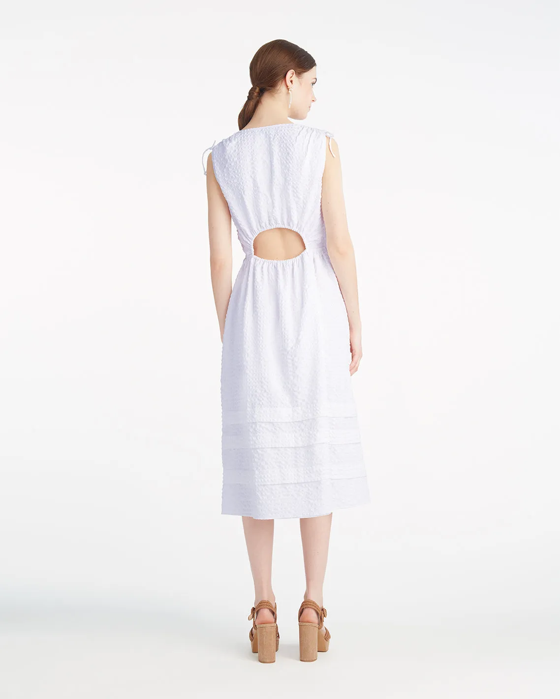 Rowan Midi Dress in Seersucker sold by Draper James product image thumbnail 2