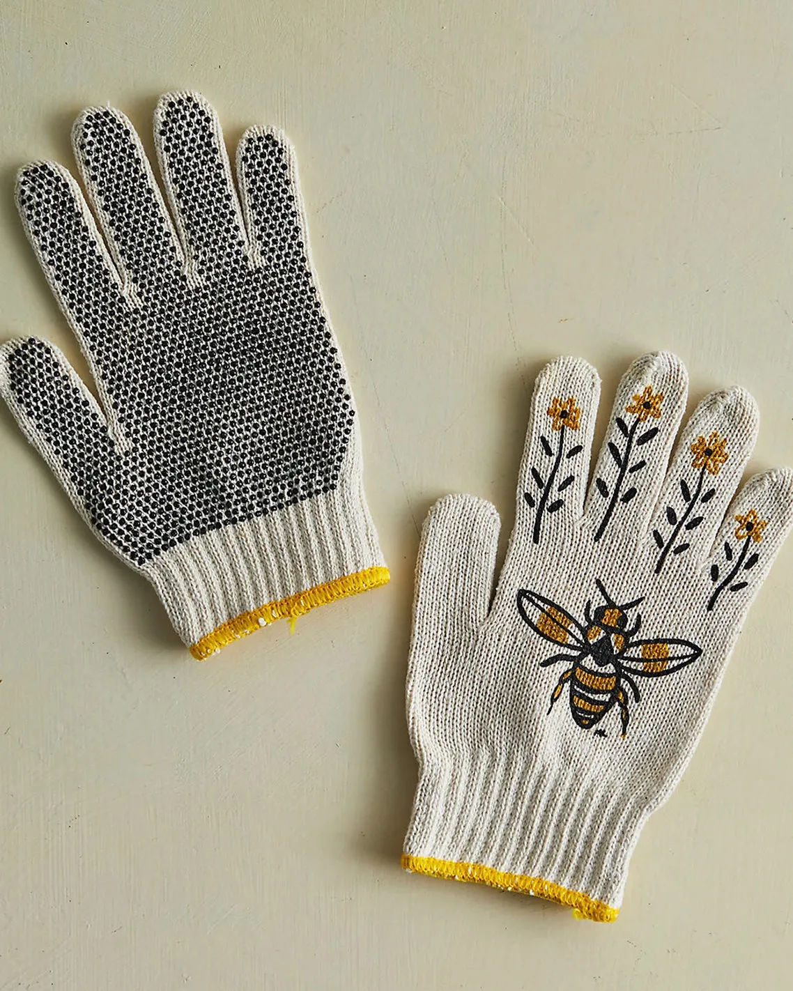 Bee Gardening Gloves sold by Draper James product image thumbnail 2
