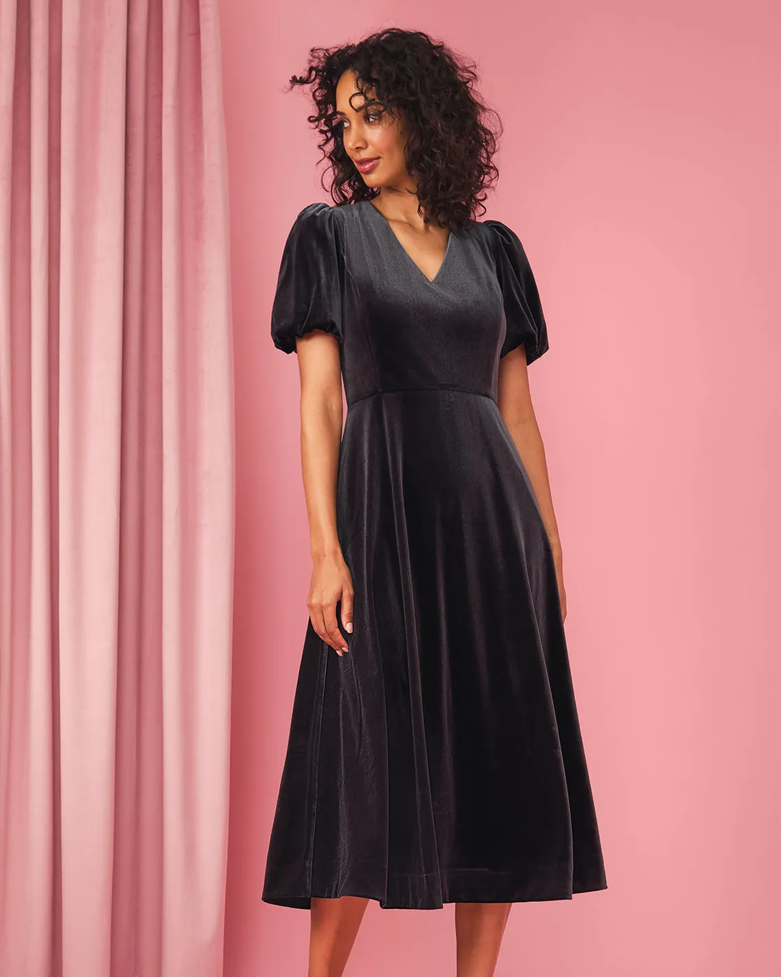 Vivienne Love Circle Midi Dress in Velvet sold by Draper James product image thumbnail 5