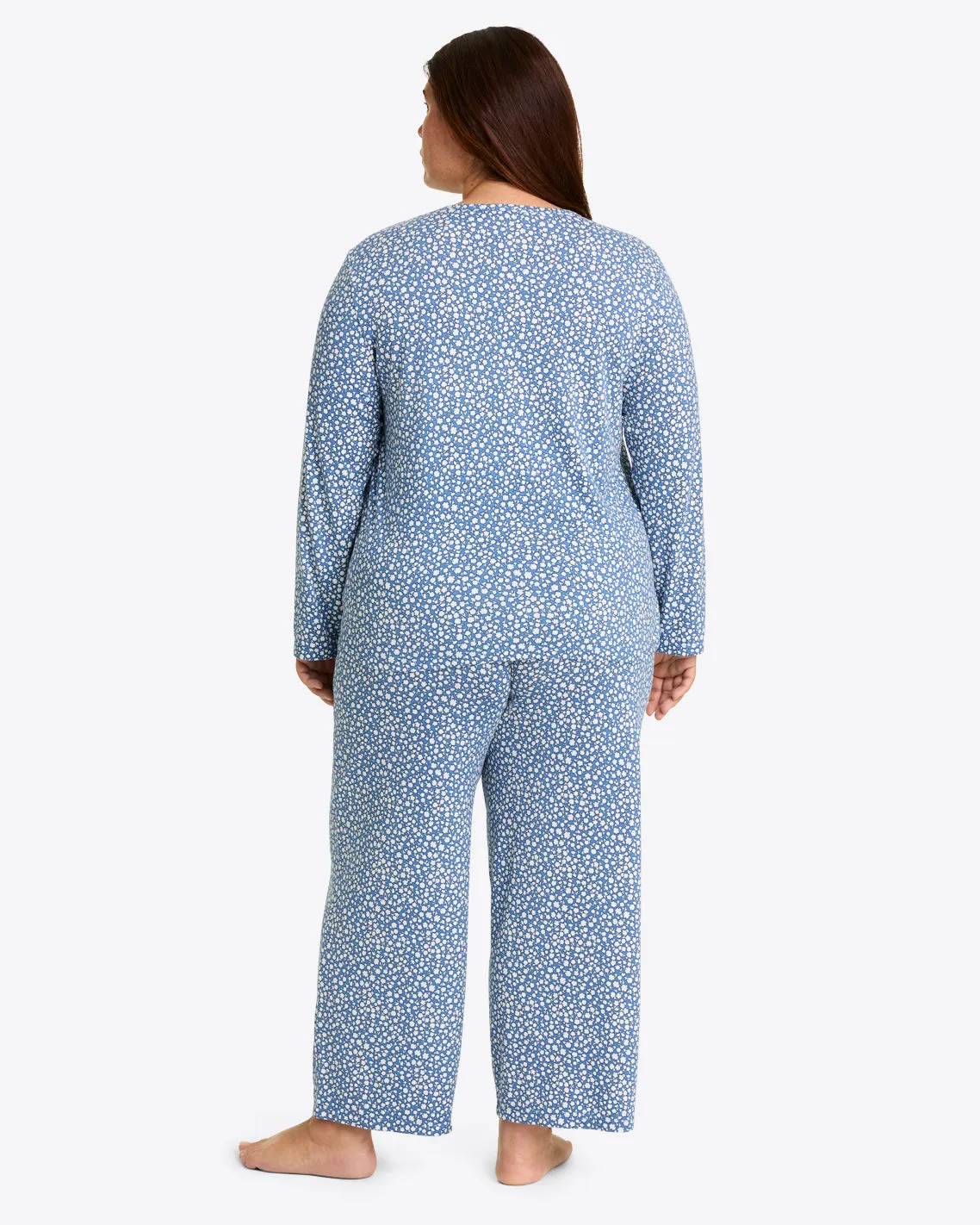 Amelia Pajama Set in Popcorn Ditsy Floral sold by Draper James product image thumbnail 4