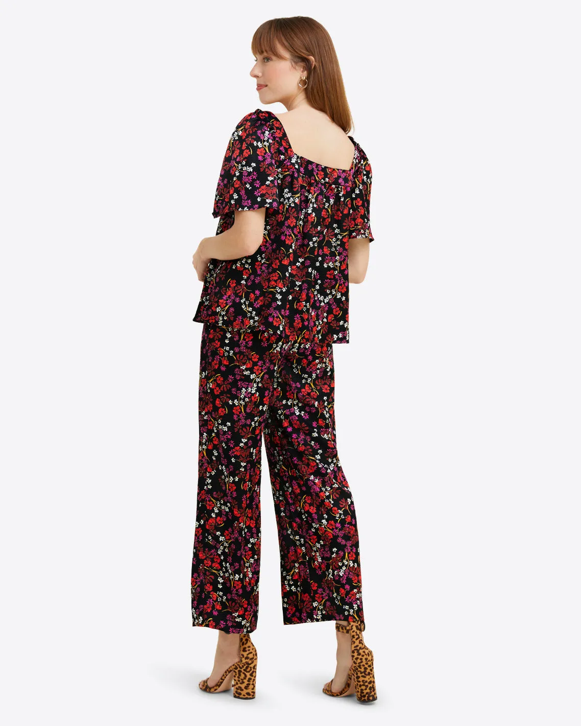 Maren Top in Ribbon Flower sold by Draper James product image thumbnail 2