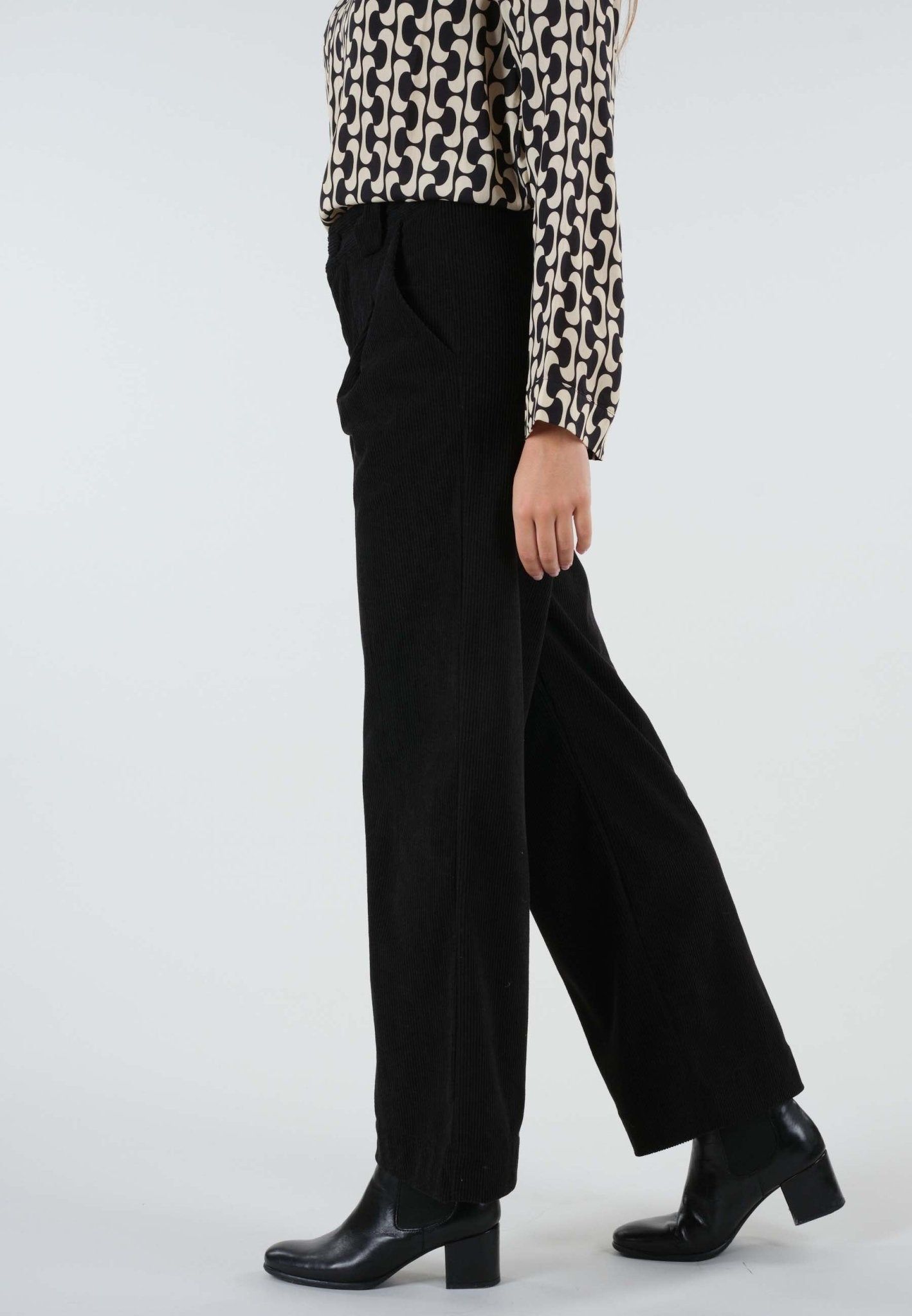 Deeluxe Oxalis Pants sold by Dress Barn product image thumbnail 4