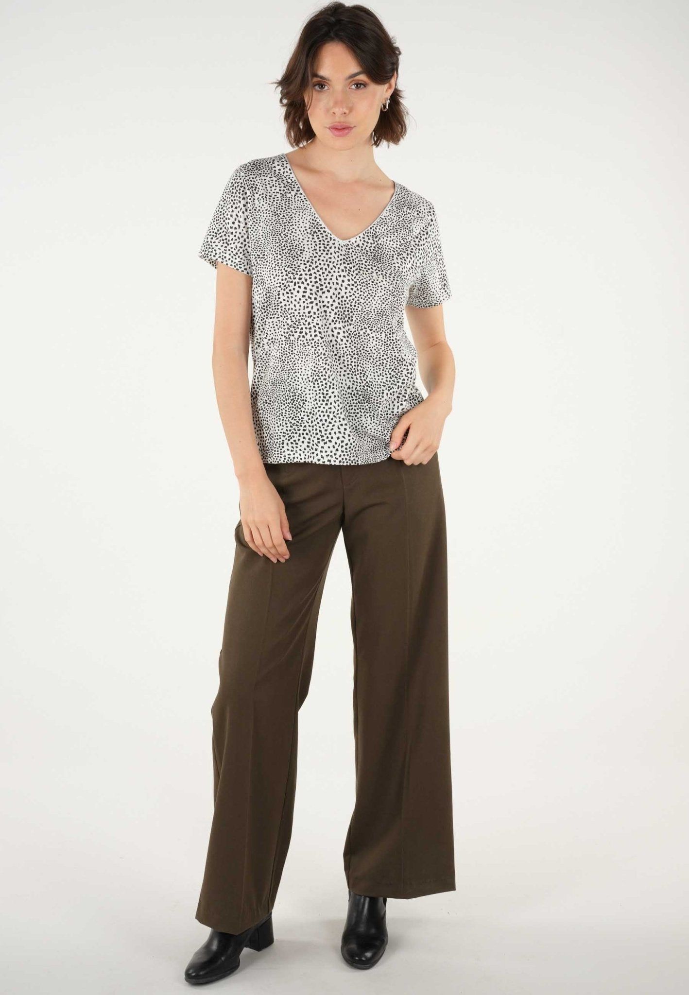 Deeluxe Zia T-Shirt sold by Dress Barn product image thumbnail 3