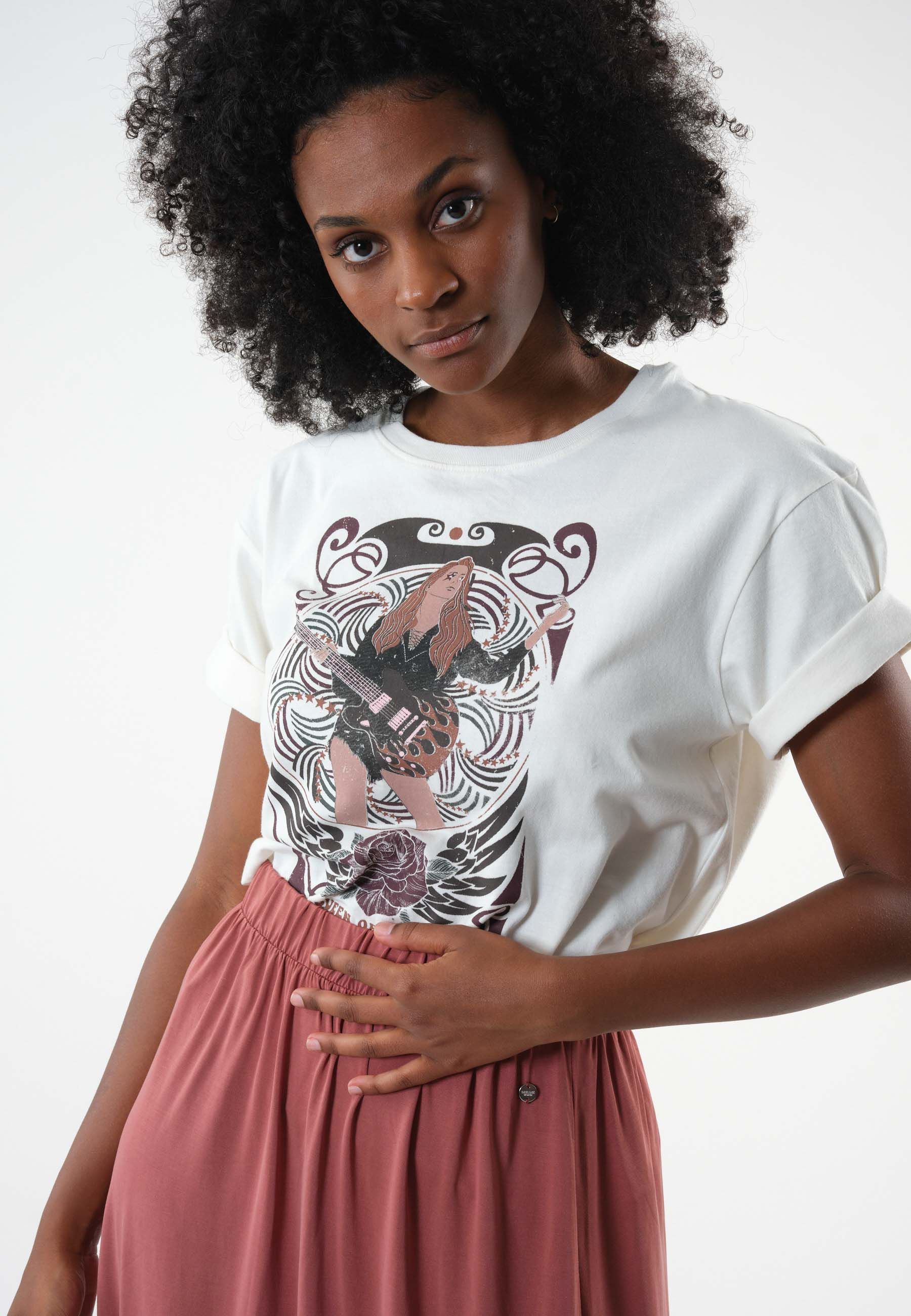 Deeluxe Mucha T-Shirt sold by Dress Barn product image thumbnail 2