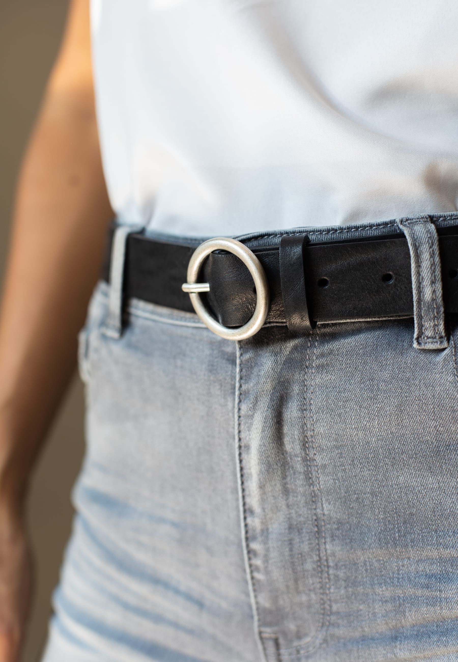 Deeluxe Candice Belt sold by Dress Barn product image thumbnail 2