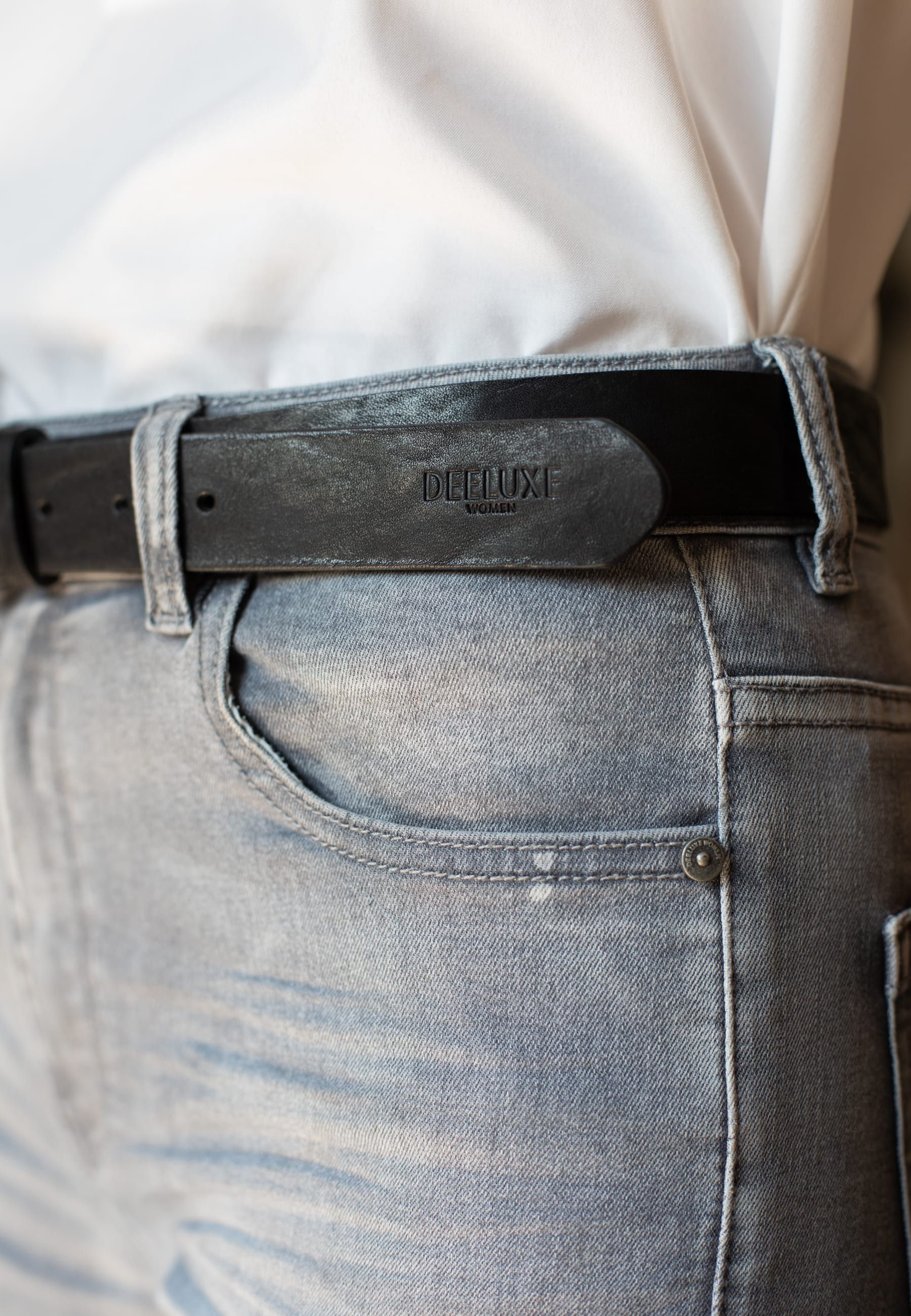 Deeluxe Candice Belt sold by Dress Barn product image thumbnail 3