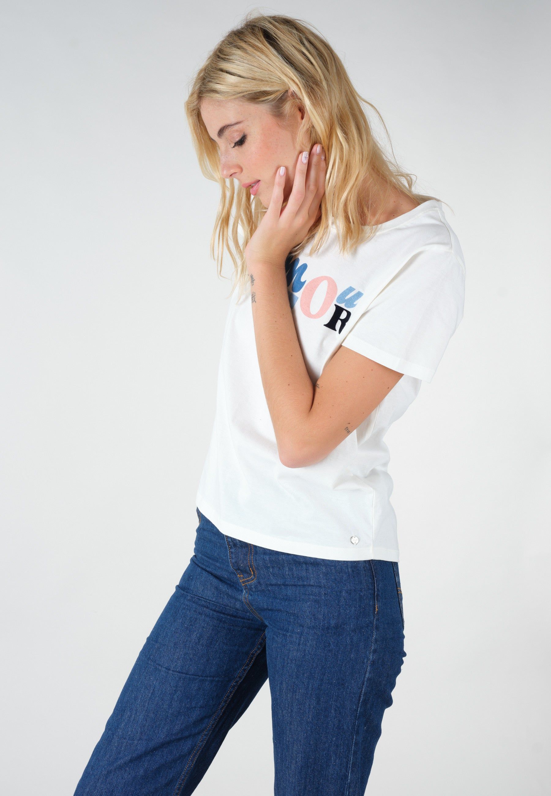 Deeluxe Rouma T-Shirt sold by Dress Barn product image thumbnail 4