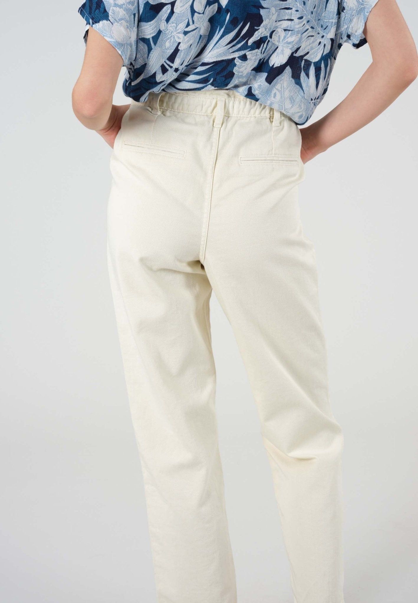 Deeluxe Kellyn Pants sold by Dress Barn product image thumbnail 5