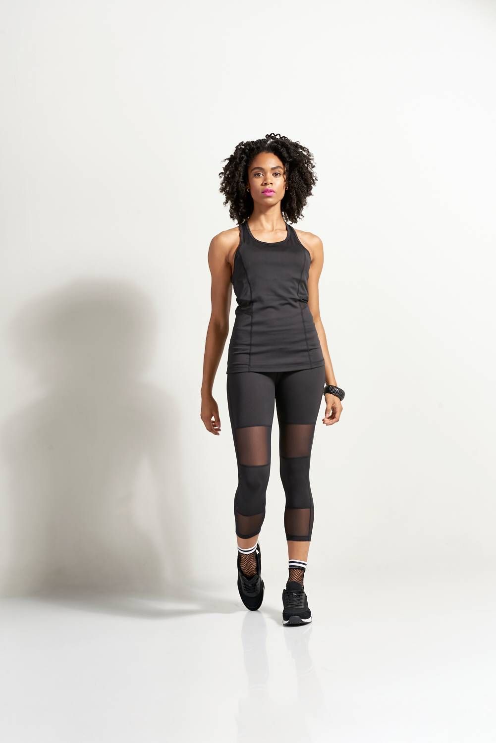 Airstretch Mid-Rise Double Mesh Panel Capri Leggings with Pocket sold by Dress Barn product image thumbnail 5