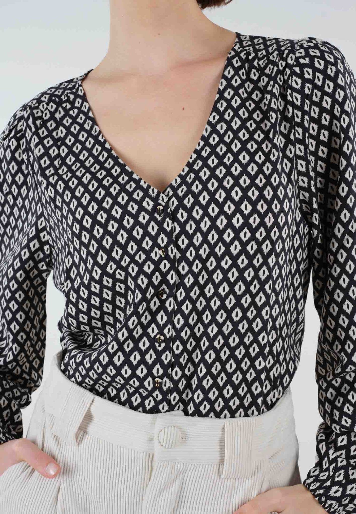Deeluxe Etania Shirt sold by Dress Barn product image thumbnail 3