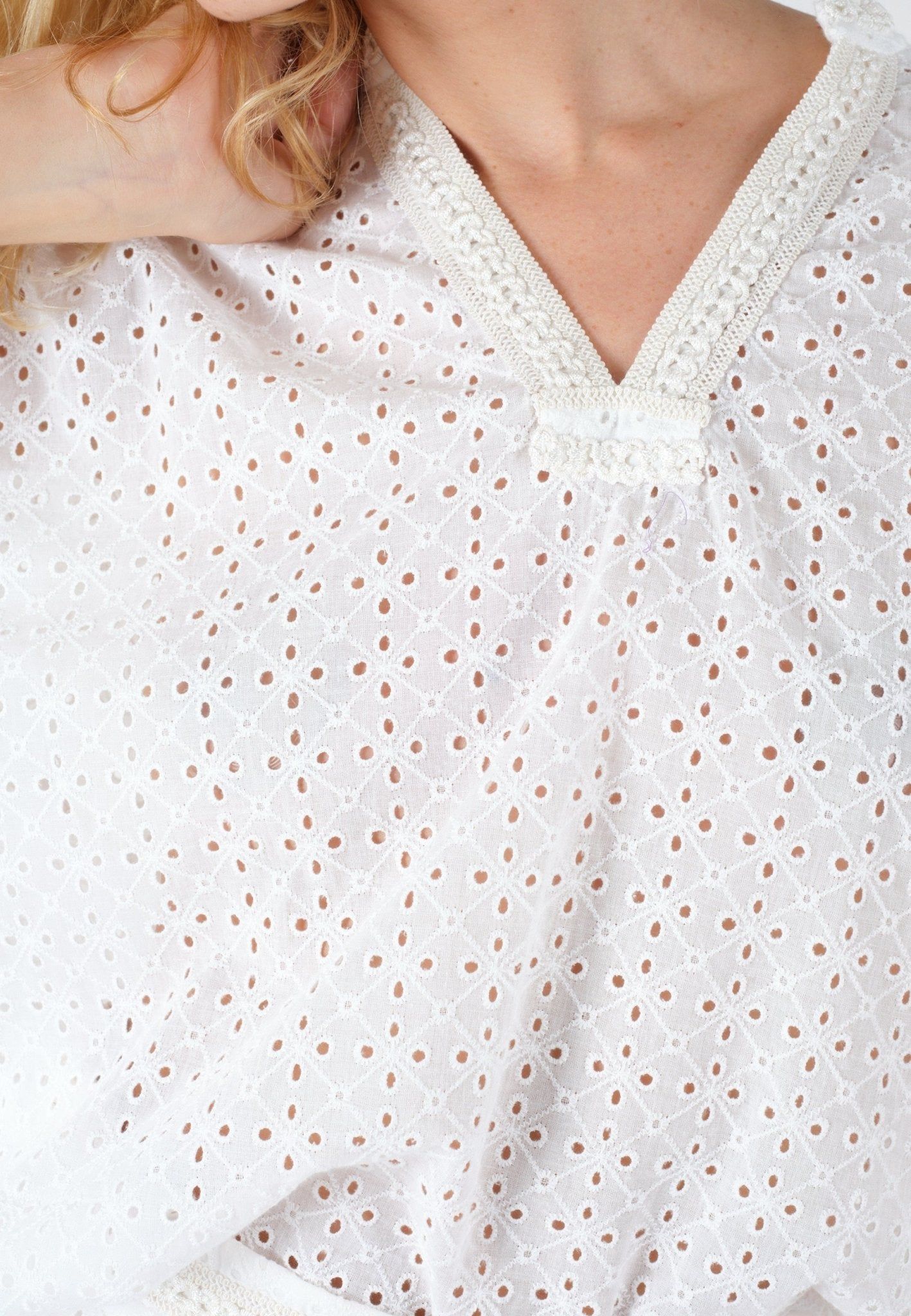 Deeluxe China Blouse sold by Dress Barn product image thumbnail 5