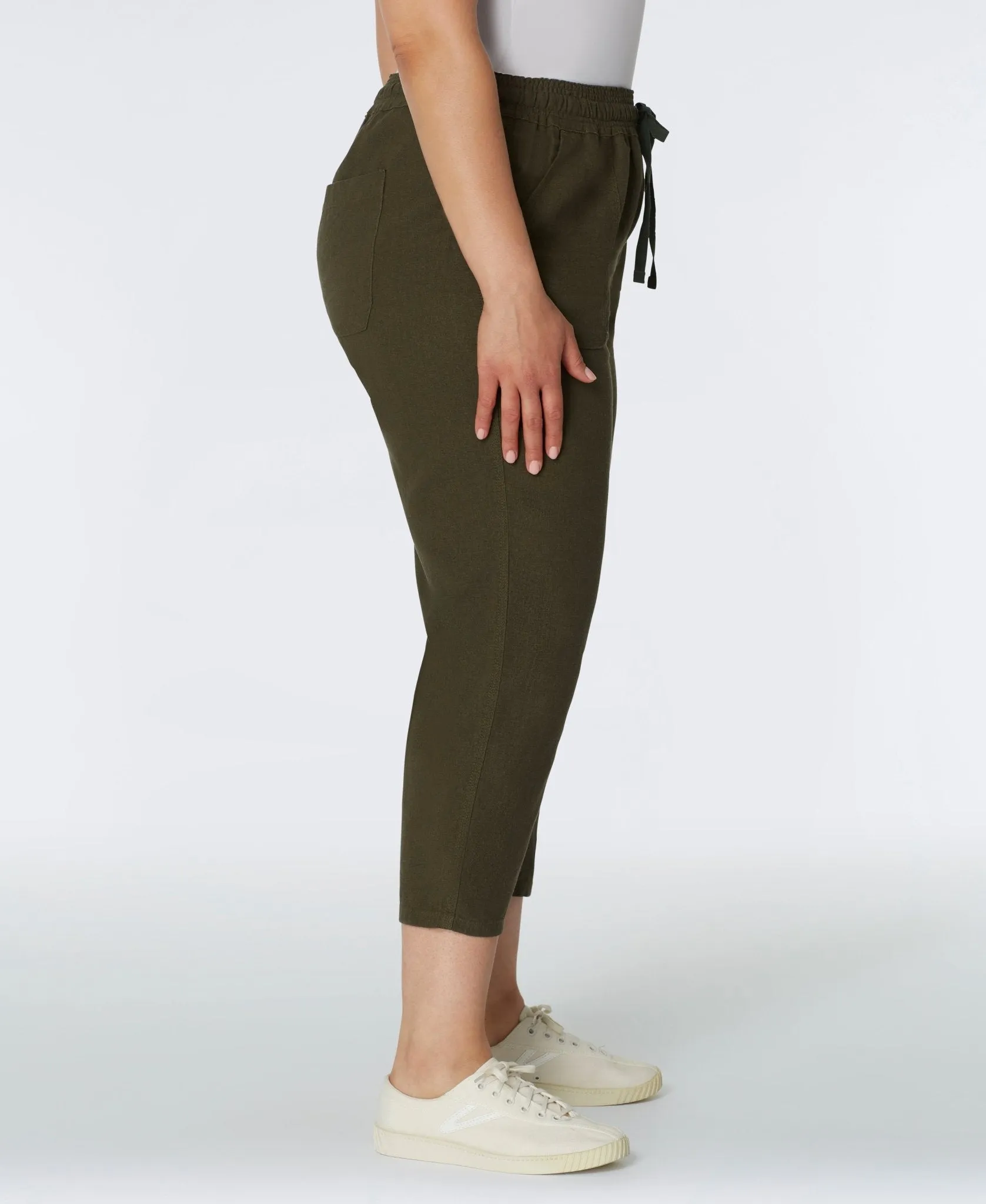 Westport Signature Pull on Capri - Plus sold by Dress Barn product image thumbnail 3