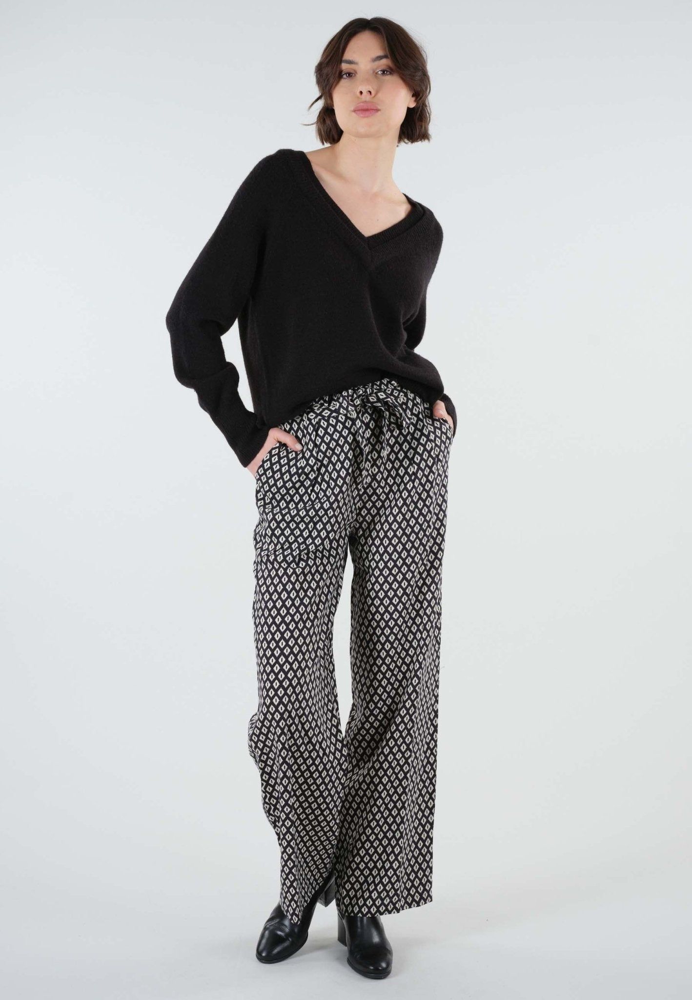 Deeluxe Berilde Sweater sold by Dress Barn product image thumbnail 2