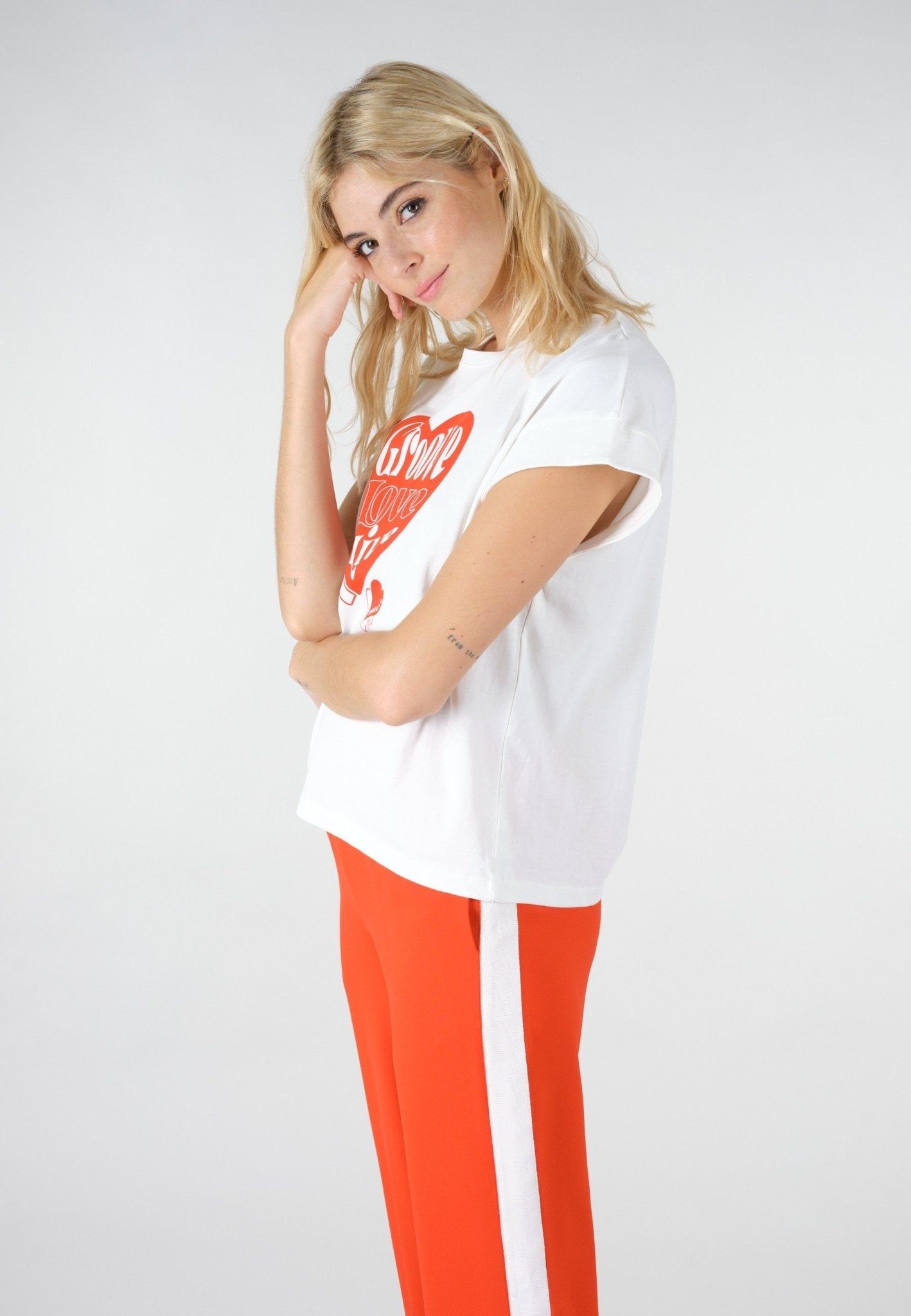 Deeluxe Kora T-Shirt sold by Dress Barn product image thumbnail 4