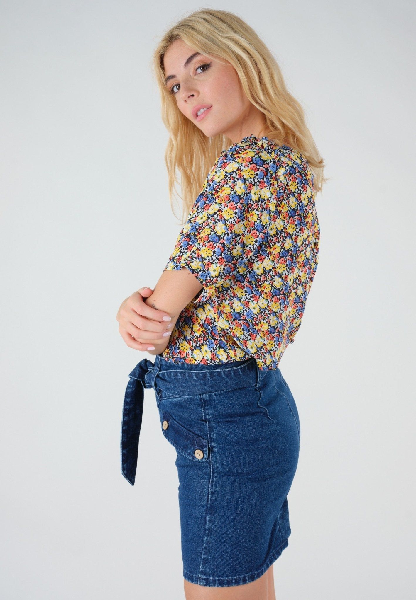 Deeluxe Suzela Blouse sold by Dress Barn product image thumbnail 4