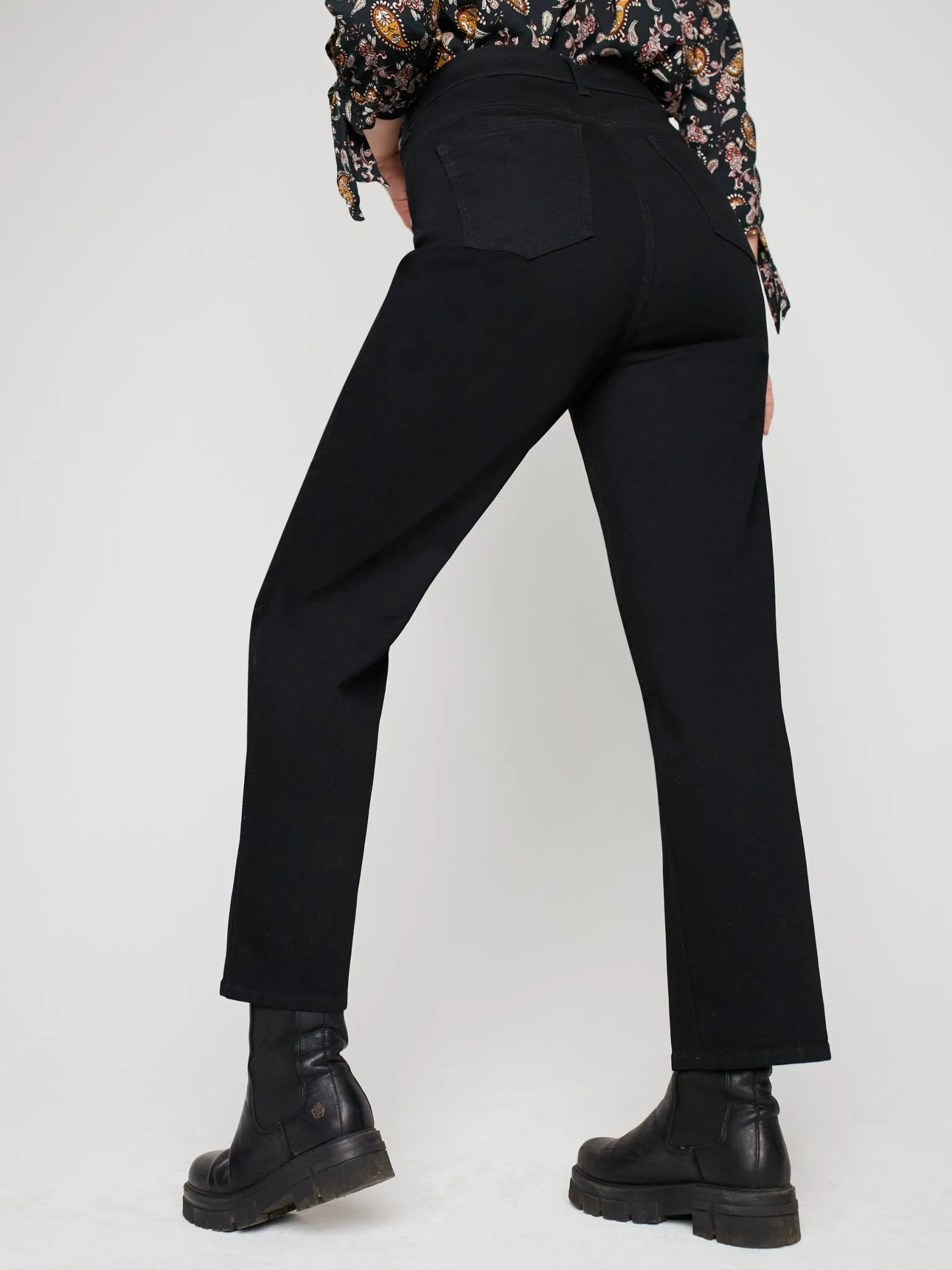 Westport Signature Black Straight Leg Jeans - Plus sold by Dress Barn product image thumbnail 2