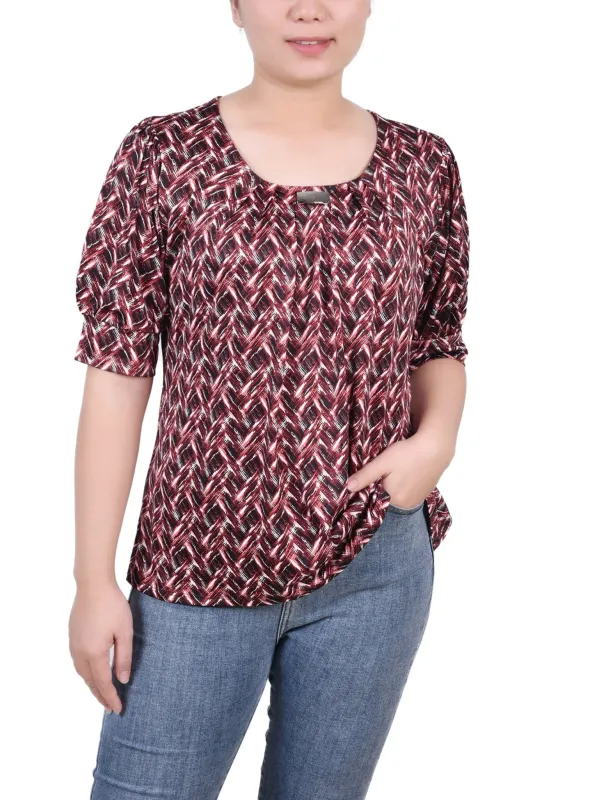 Black Wine Zigzag Short Sleeve Balloon Sleeve Top - Petite sold by Dress Barn