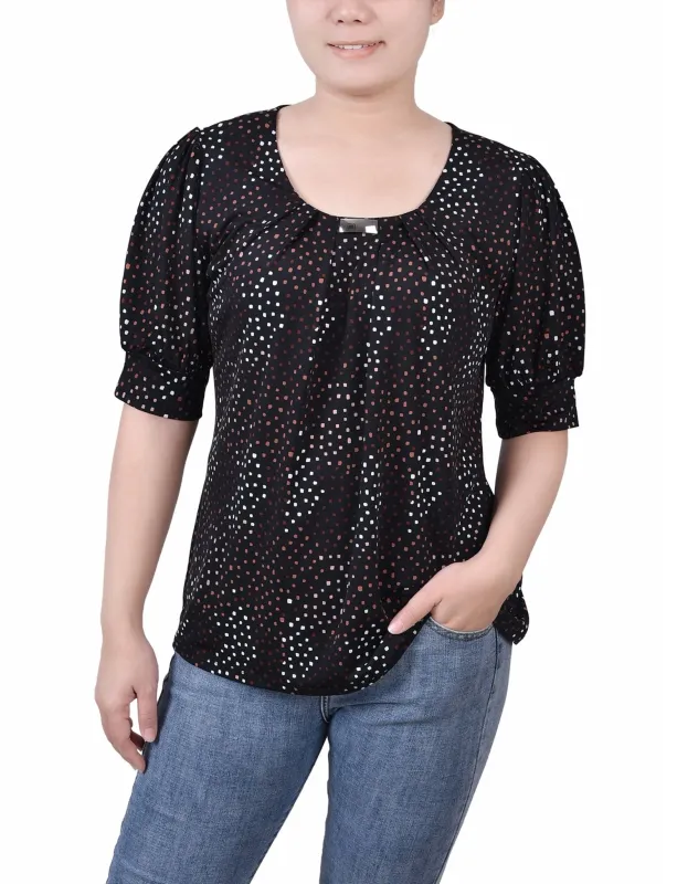 Black White Abstract Short Sleeve Balloon Sleeve Top - Petite sold by Dress Barn
