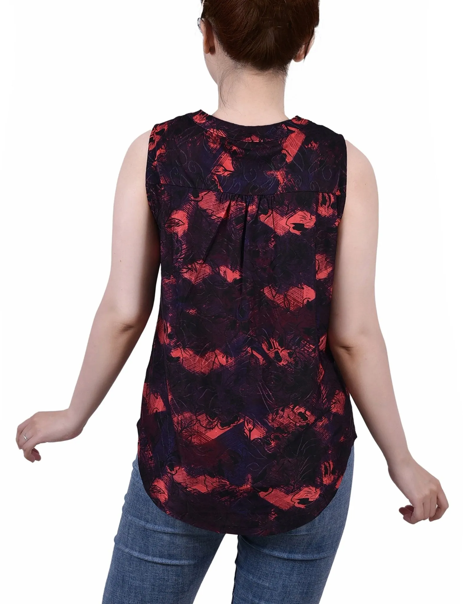 Wine Milaflor Sleeveless Jacquard Y Neck Top - Petite sold by Dress Barn product image thumbnail 4