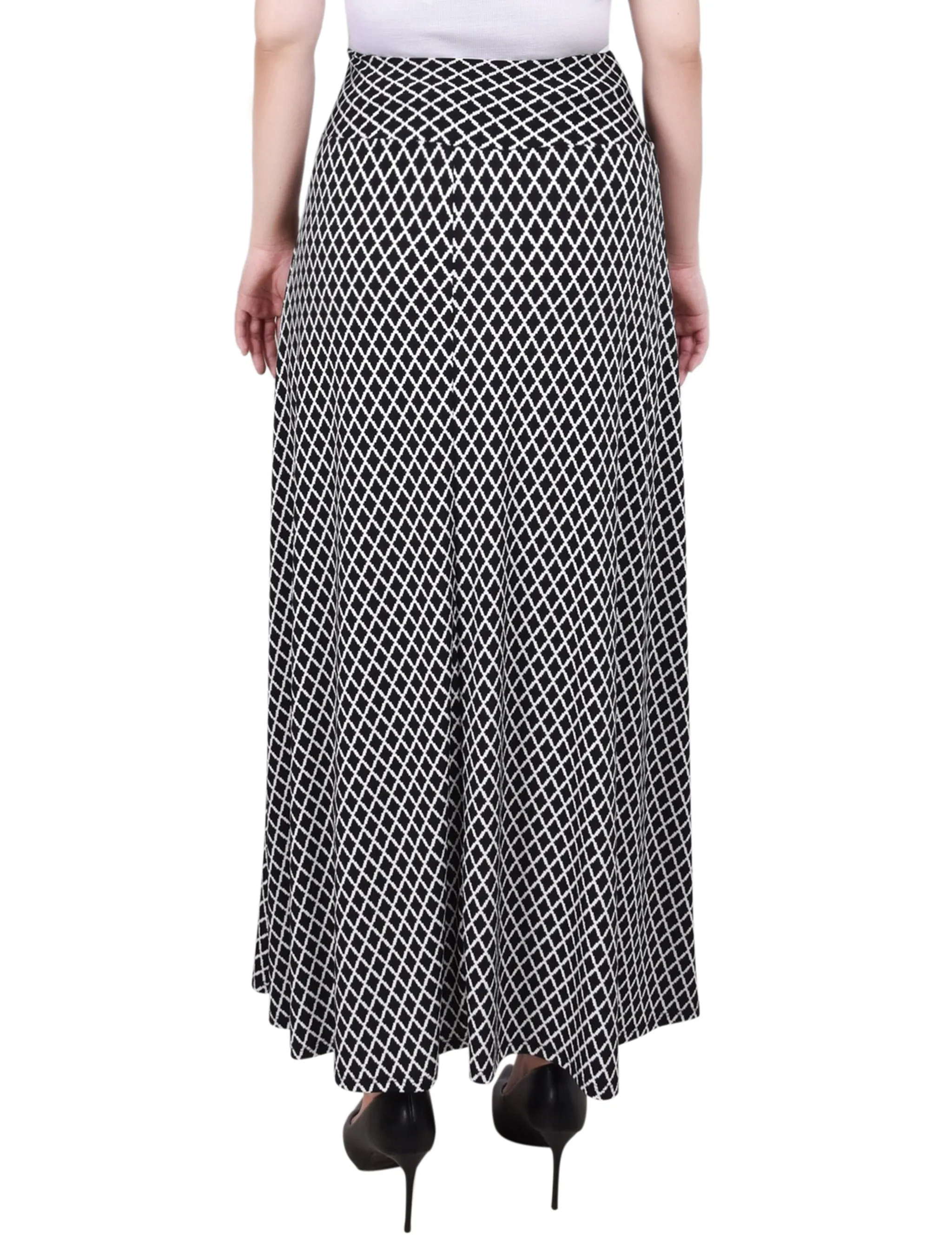 Black Serrated Rhombus Maxi Skirt With Sash Waist Tie - Petite sold by Dress Barn product image thumbnail 4