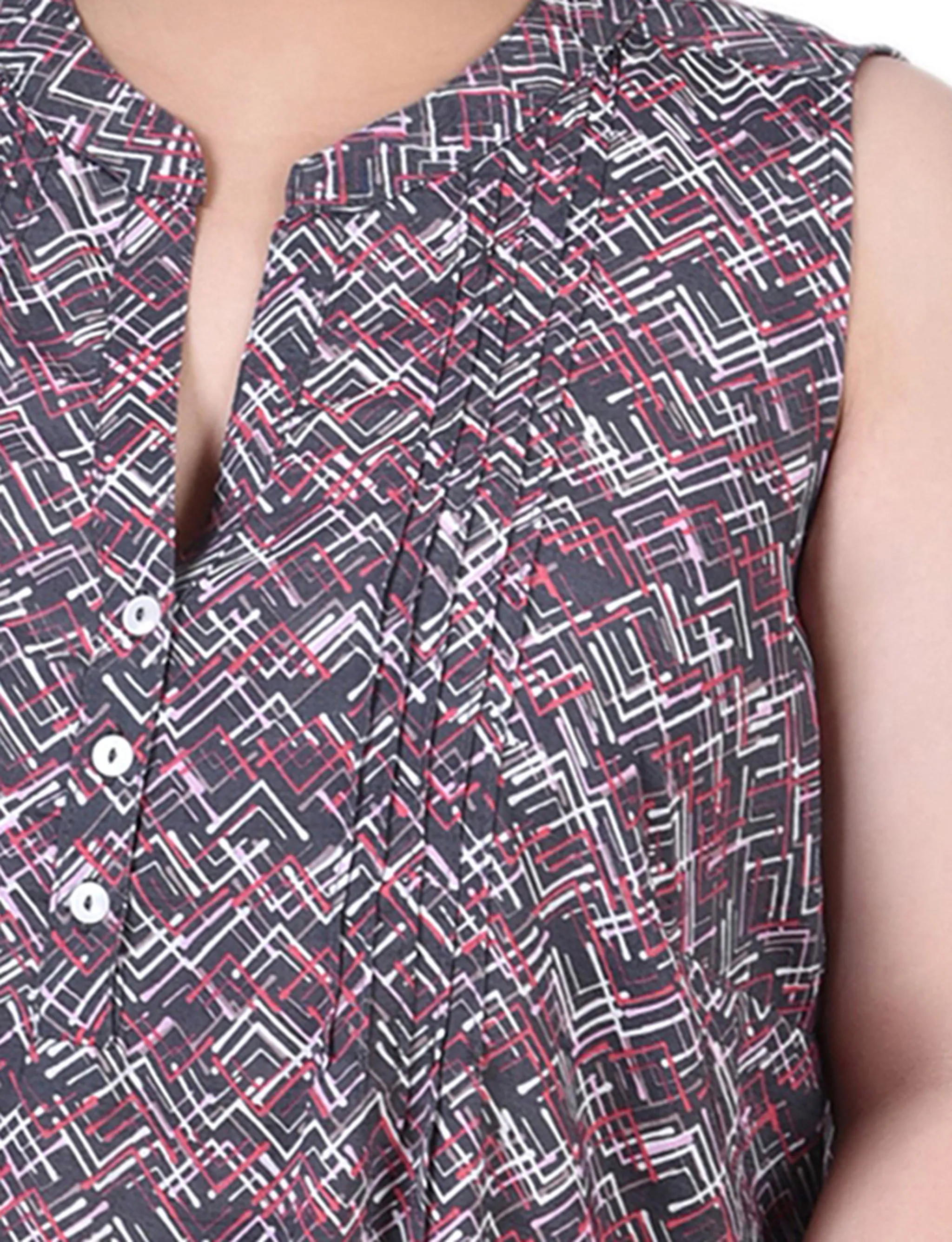 Black Red Chervon Sleeveless Pintucked Blouse - Plus Size sold by Dress Barn product image thumbnail 3