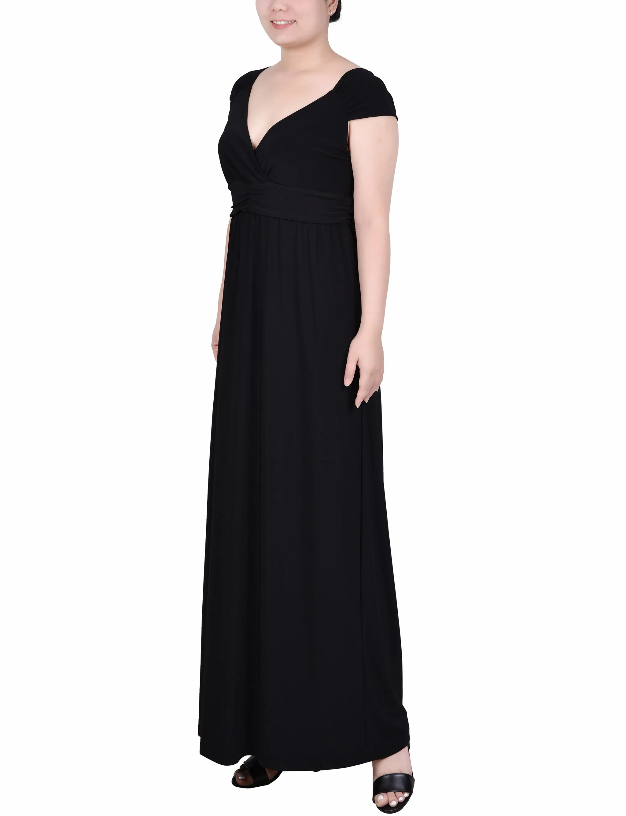 Black Ruched Empire-Waist Maxi Dress sold by Dress Barn product image thumbnail 2