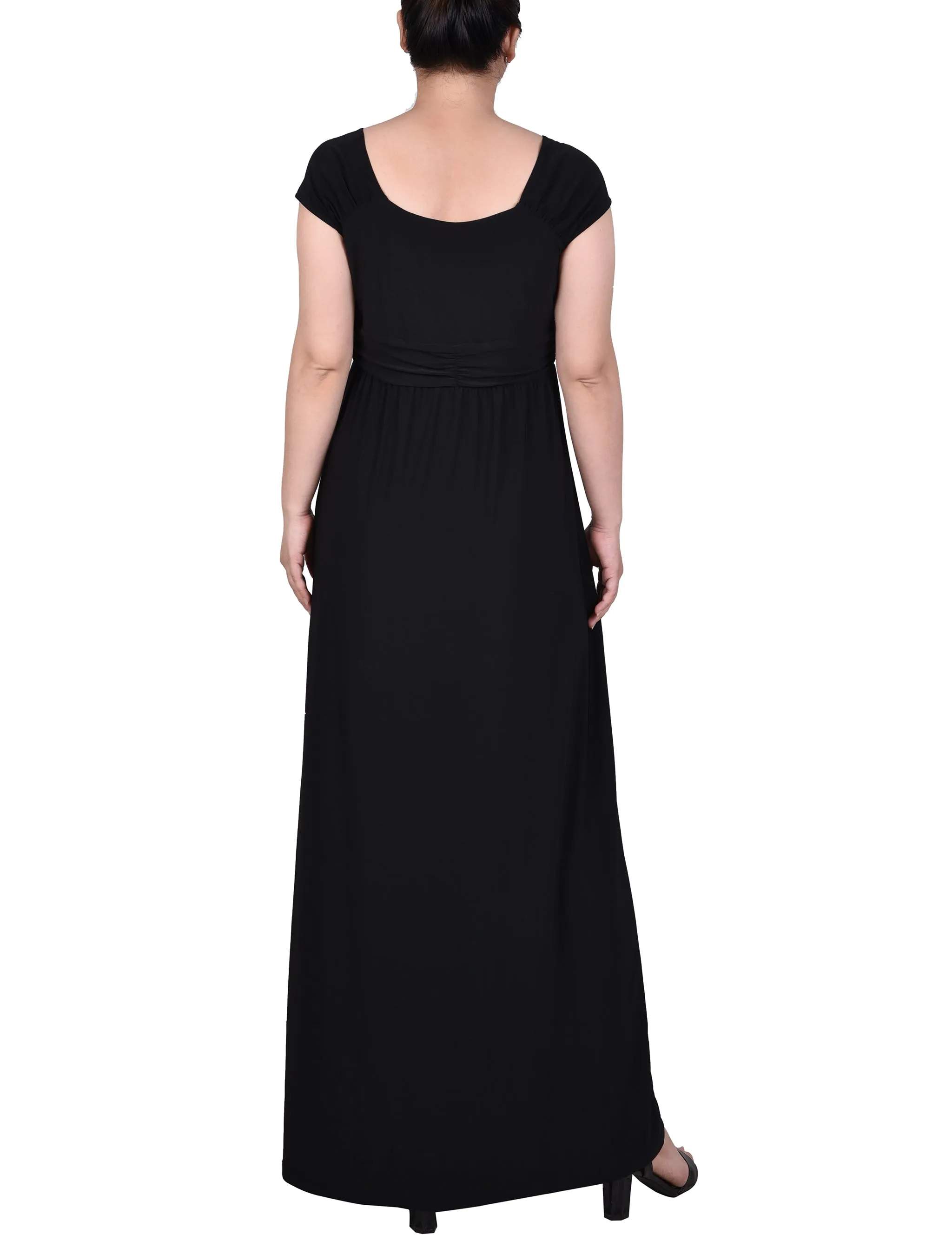 Black Ruched Empire-Waist Maxi Dress sold by Dress Barn product image thumbnail 3