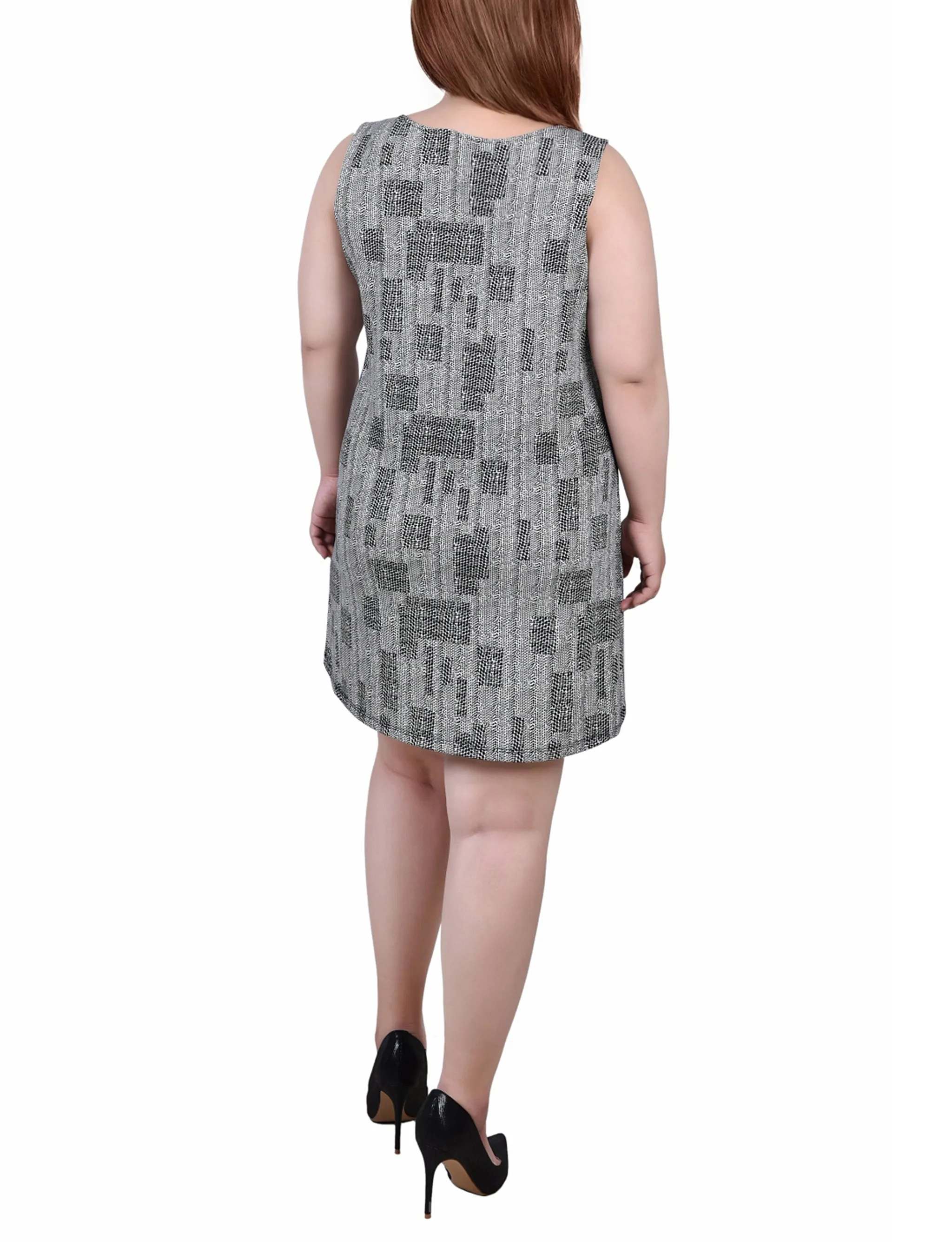 Black White Geosquare Sleeveless Dress With 3 Rings - Plus Size sold by Dress Barn product image thumbnail 2