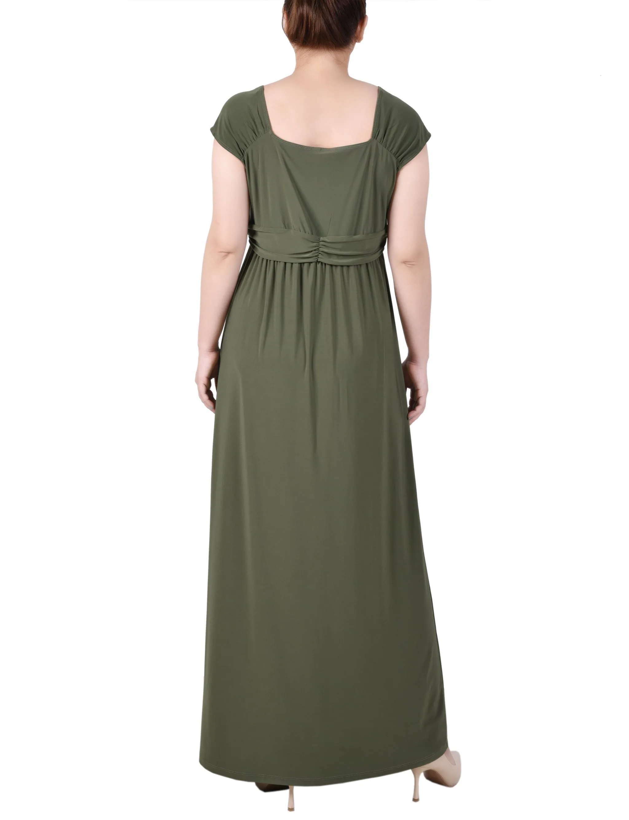 Oil Green Ruched Empire-Waist Maxi Dress sold by Dress Barn product image thumbnail 3