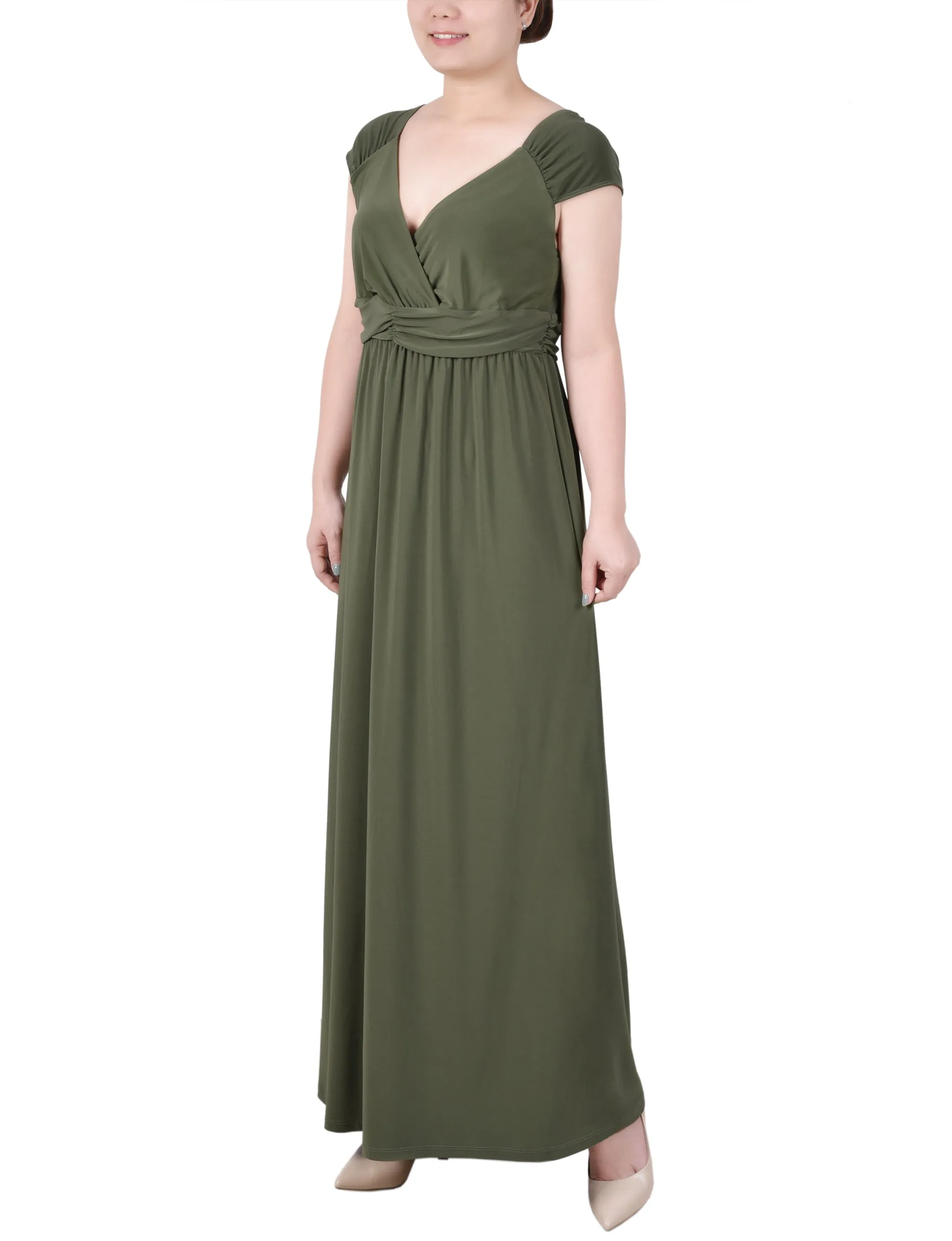 Oil Green Ruched Empire-Waist Maxi Dress sold by Dress Barn product image thumbnail 2