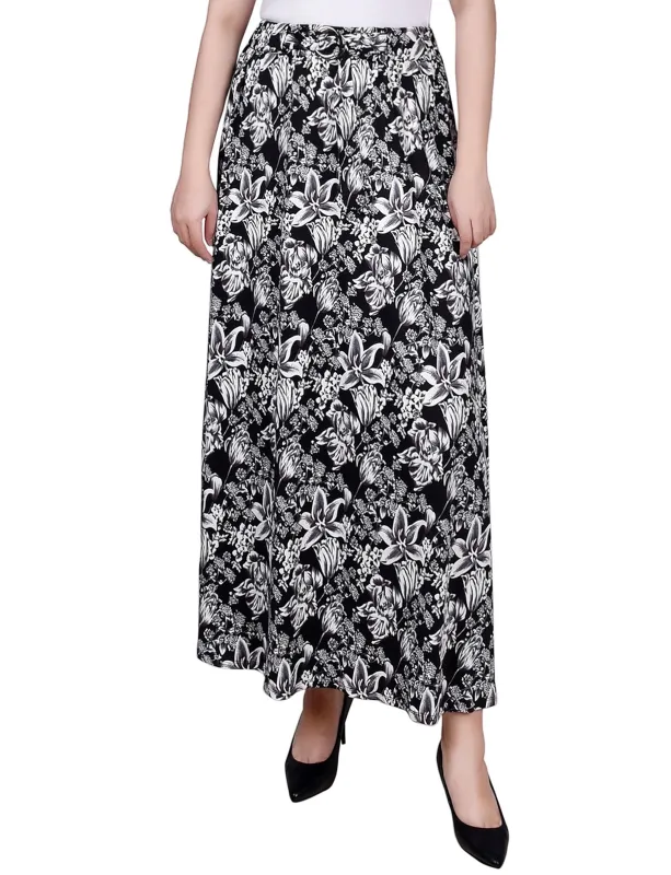 Black White Floral Ring Detail Midi-Length Skirt sold by Dress Barn