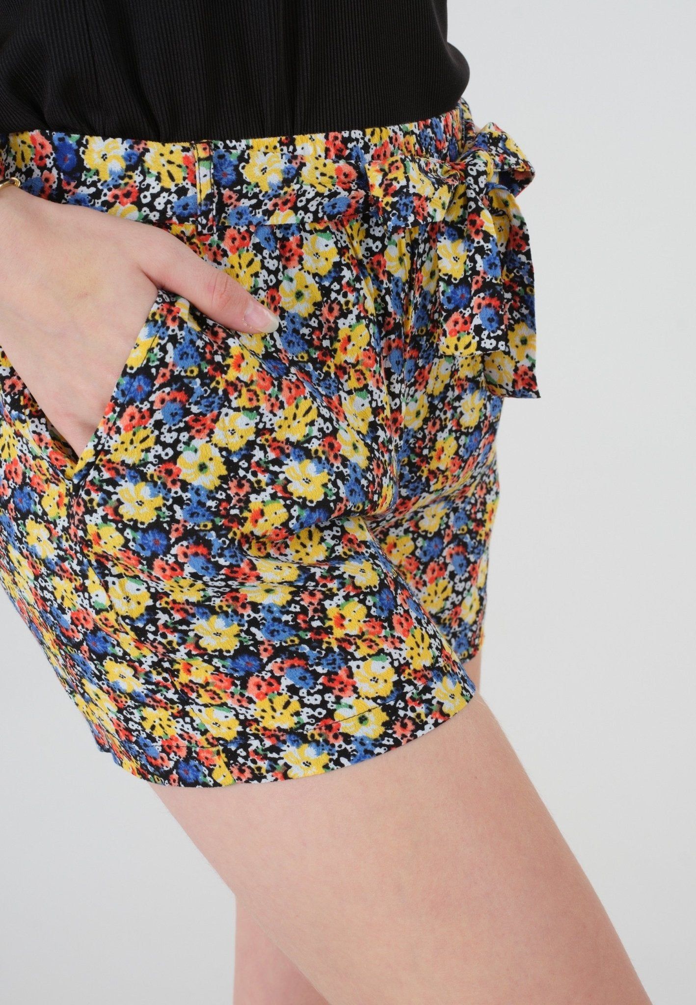 Deeluxe Cibelia Shorts sold by Dress Barn product image thumbnail 3