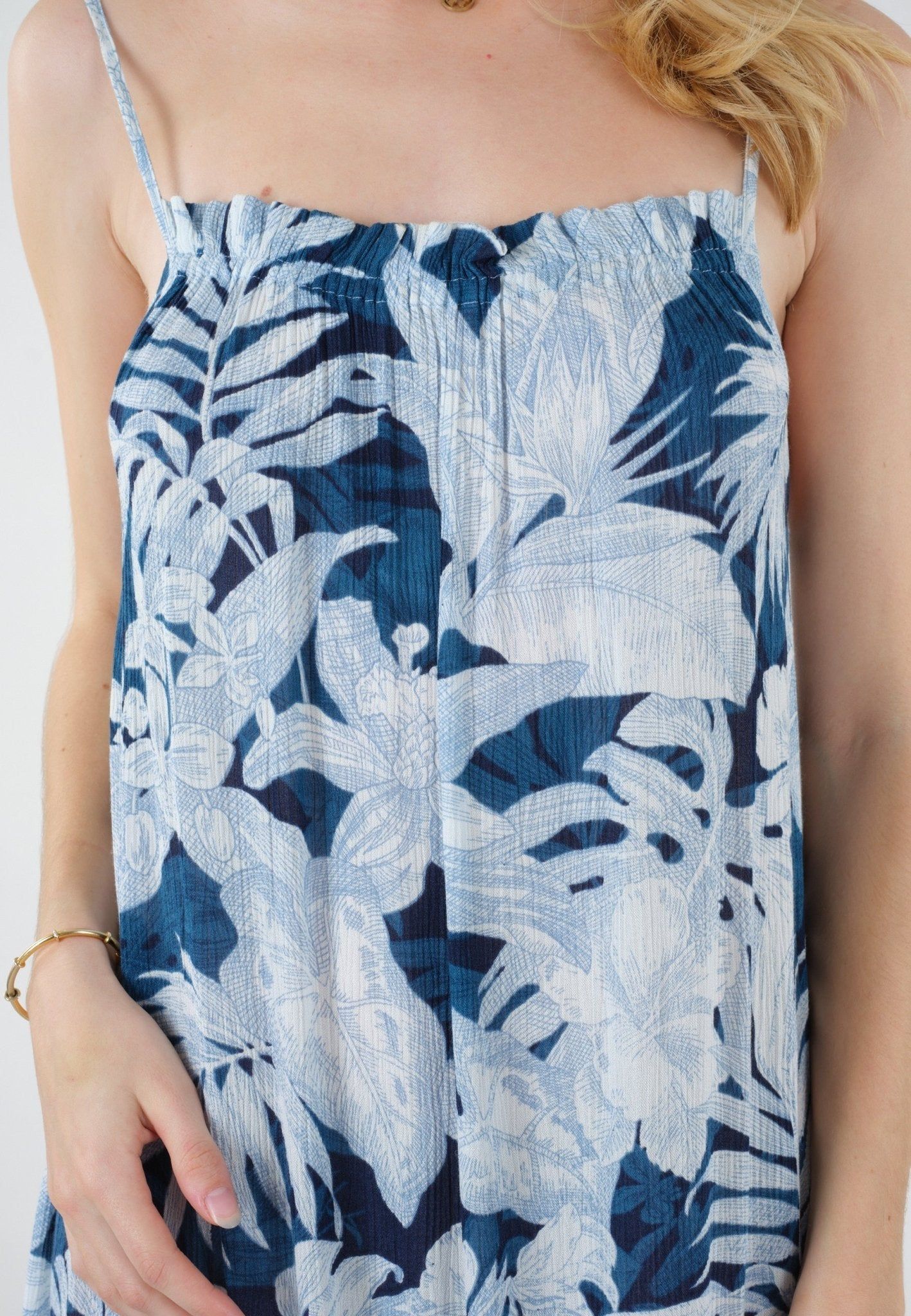 Deeluxe Cholena Dress sold by Dress Barn product image thumbnail 5