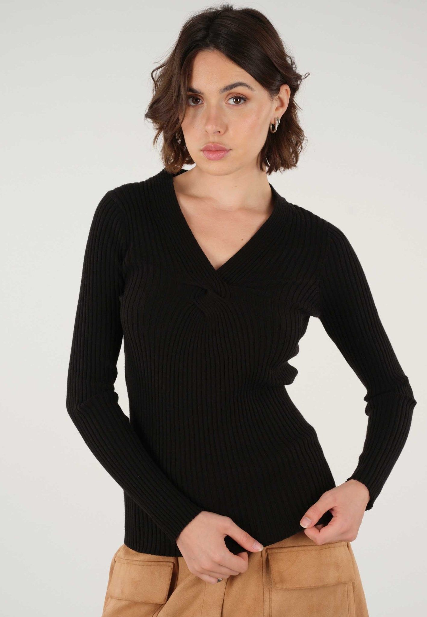 Deeluxe Aliona Fitted Pullover sold by Dress Barn product image thumbnail 2