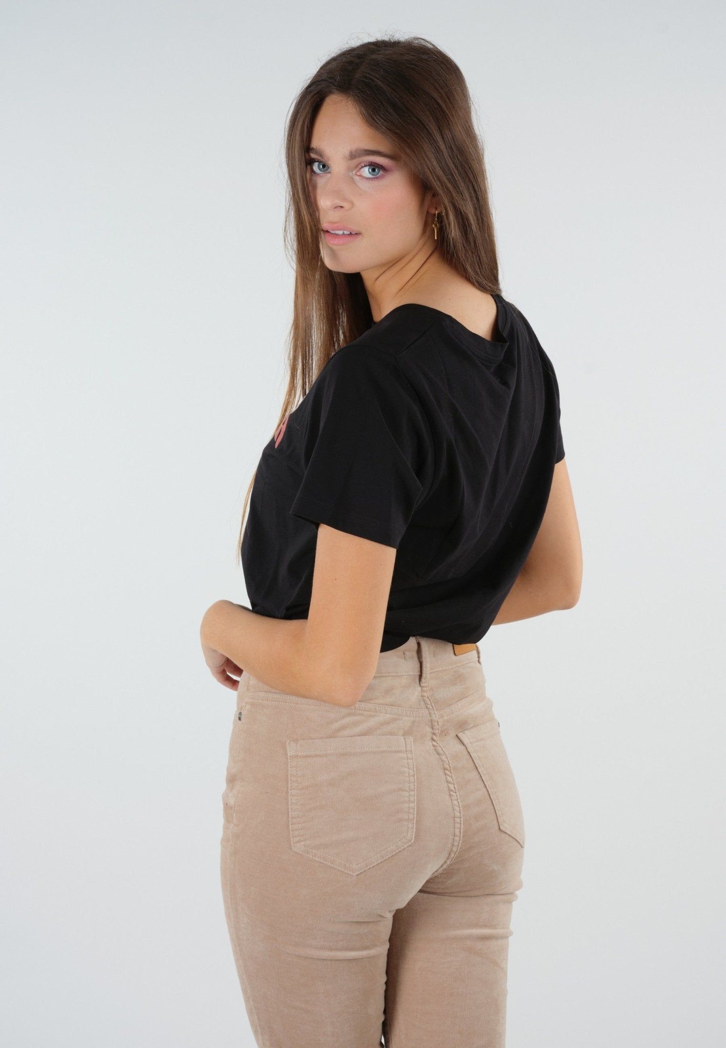 Deeluxe Rouma T-Shirt sold by Dress Barn product image thumbnail 5